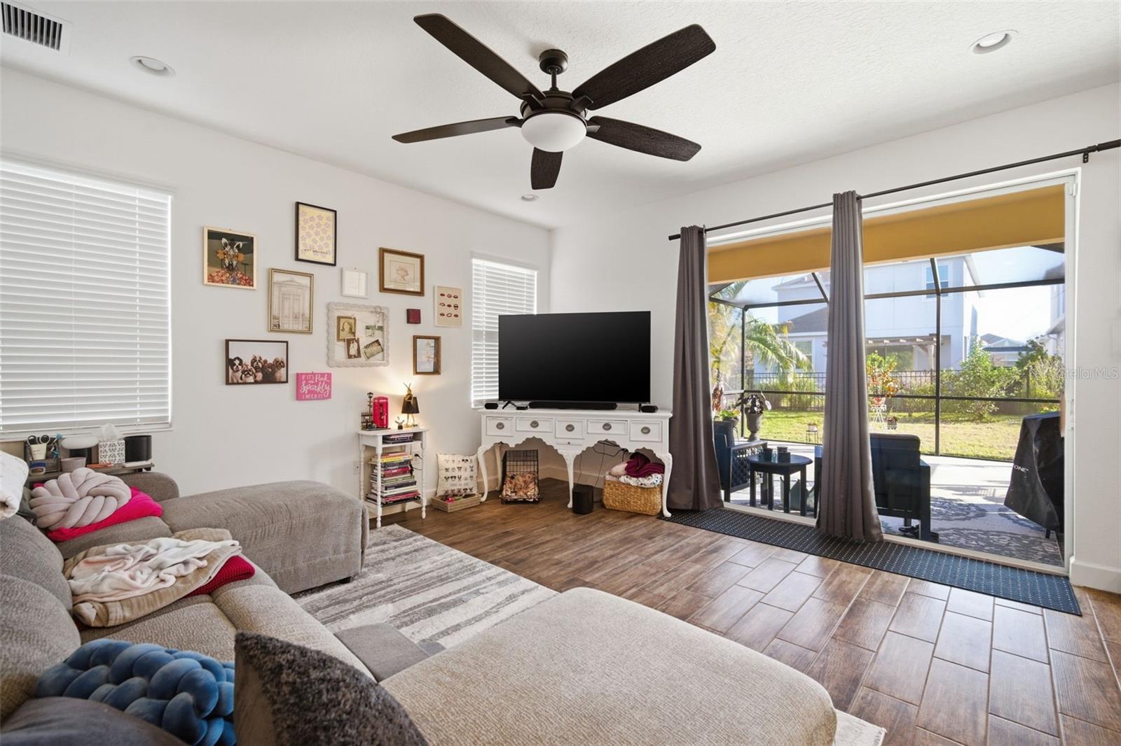 Image 22 of 83 For 7431 Sungold Meadow Court