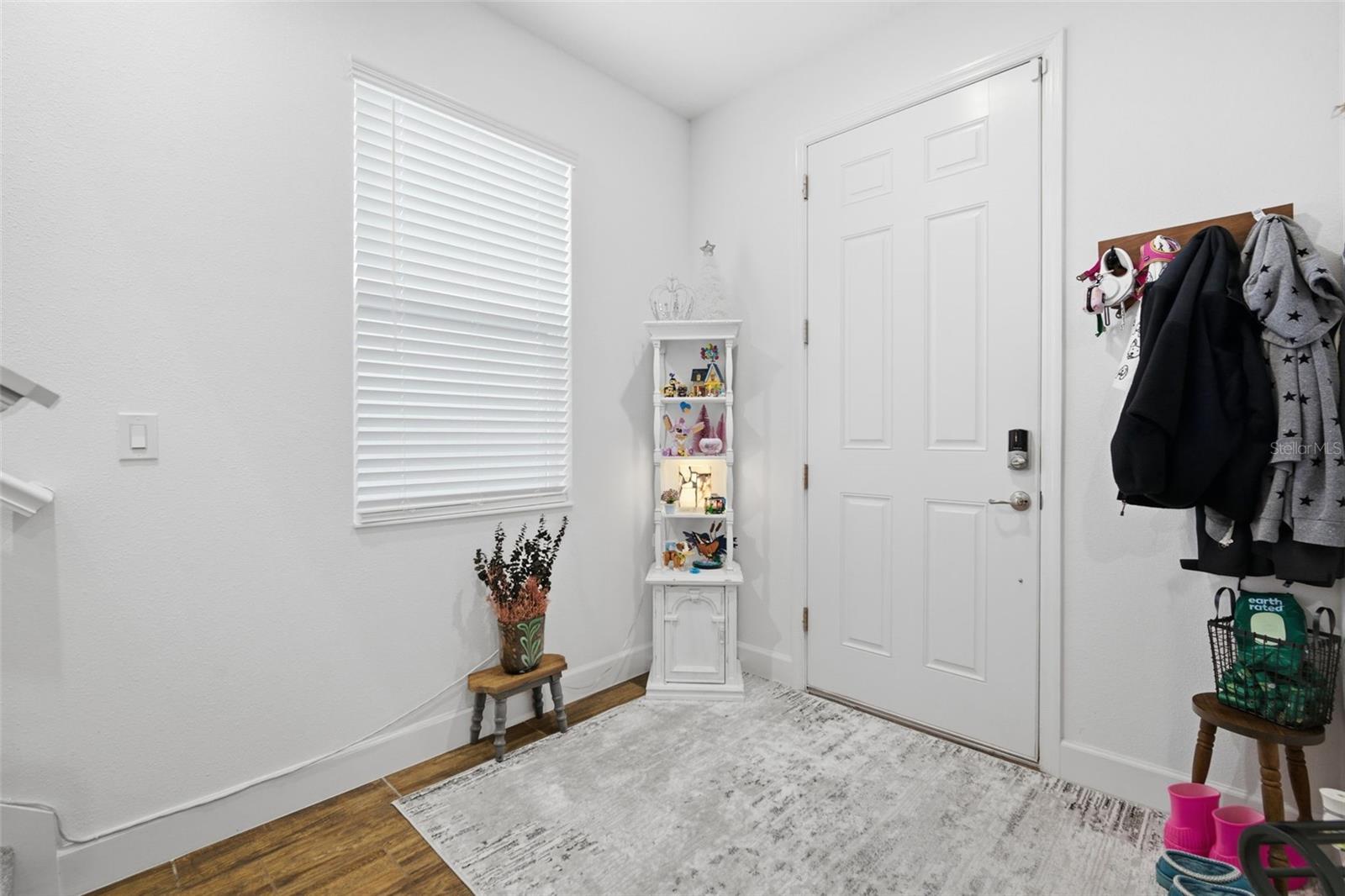 Image 4 of 83 For 7431 Sungold Meadow Court