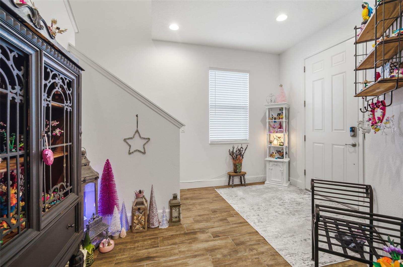 Image 5 of 83 For 7431 Sungold Meadow Court