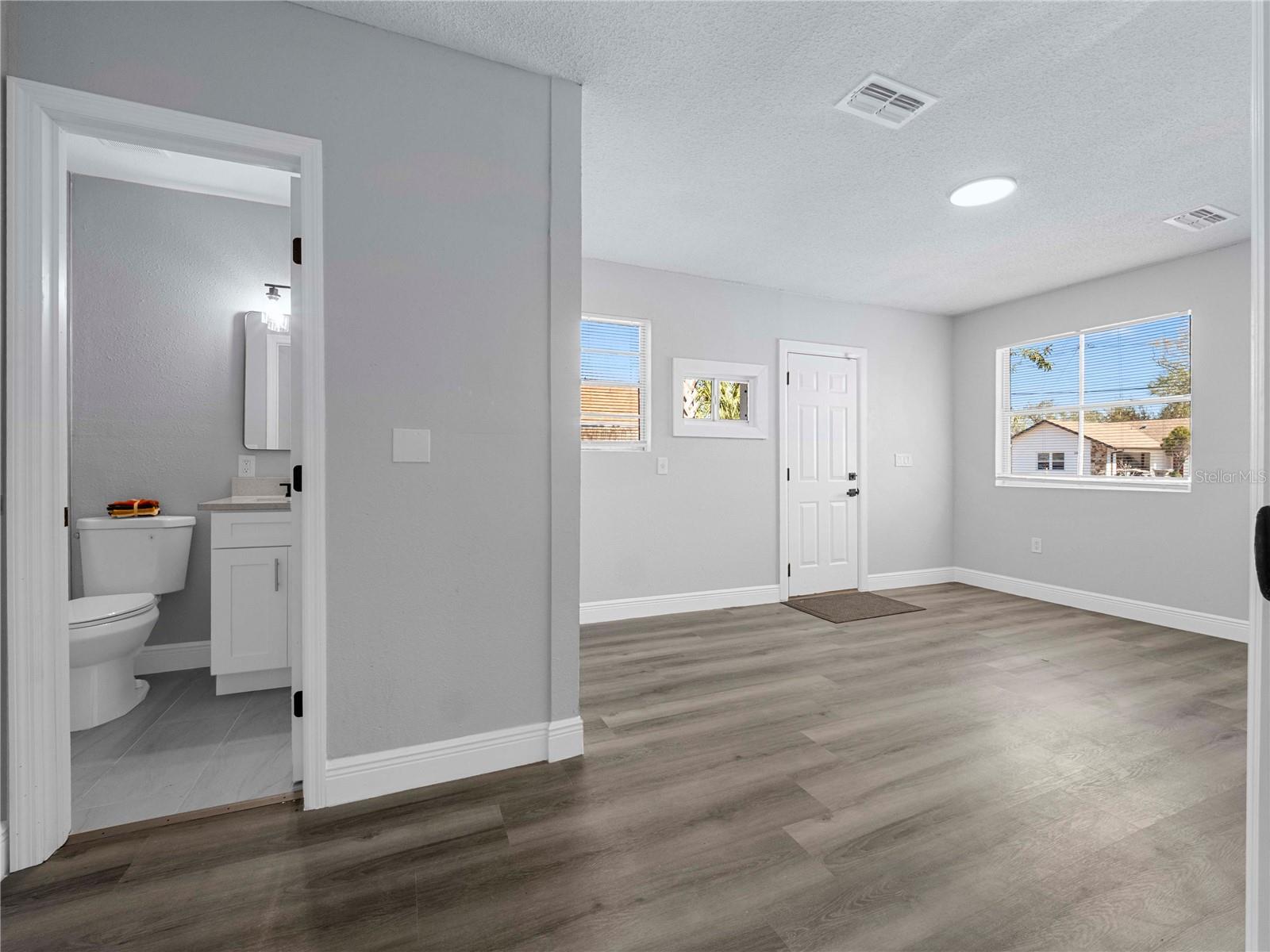 Image 12 of 40 For 10804 53rd Street