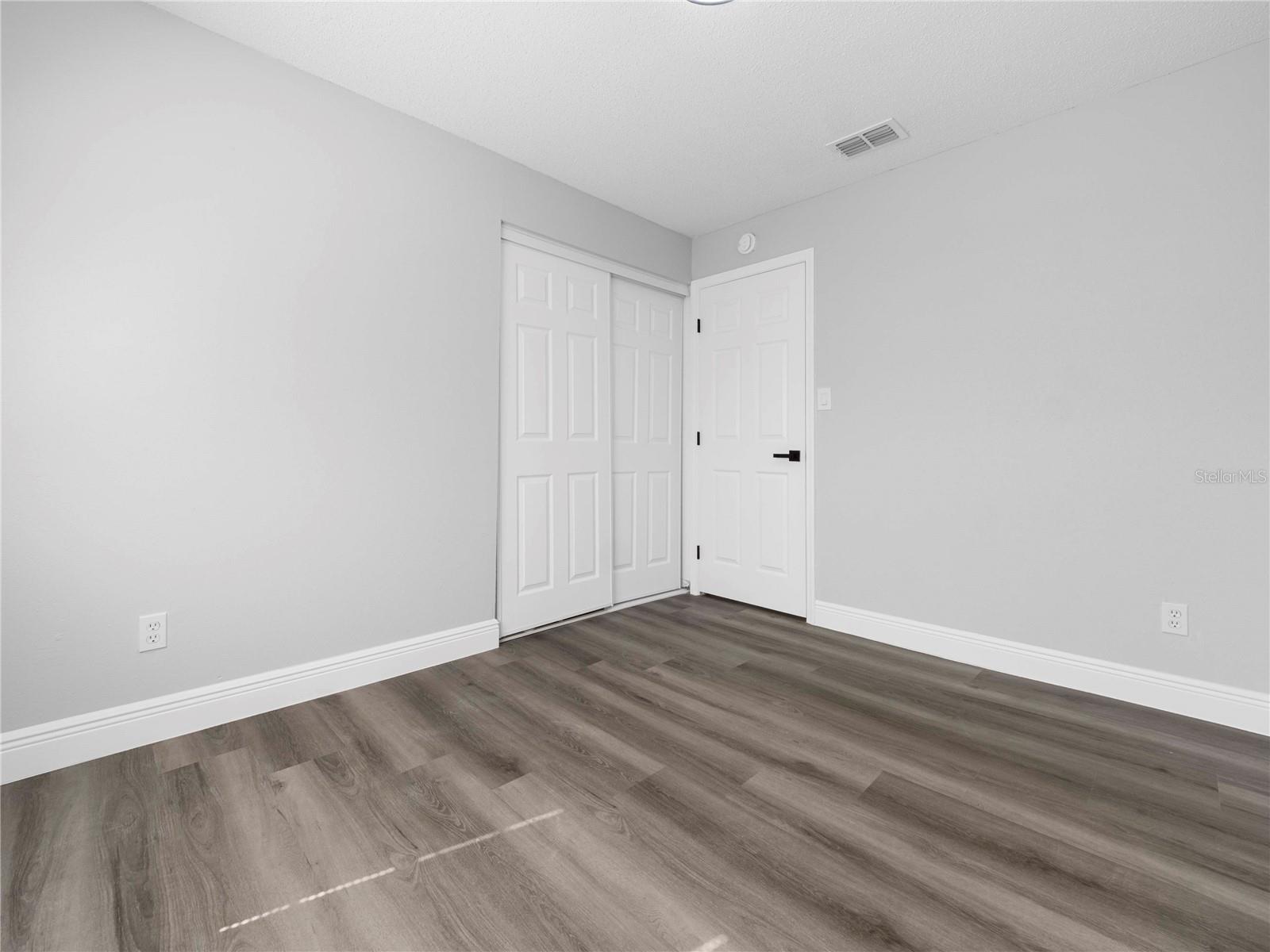 Image 28 of 40 For 10804 53rd Street