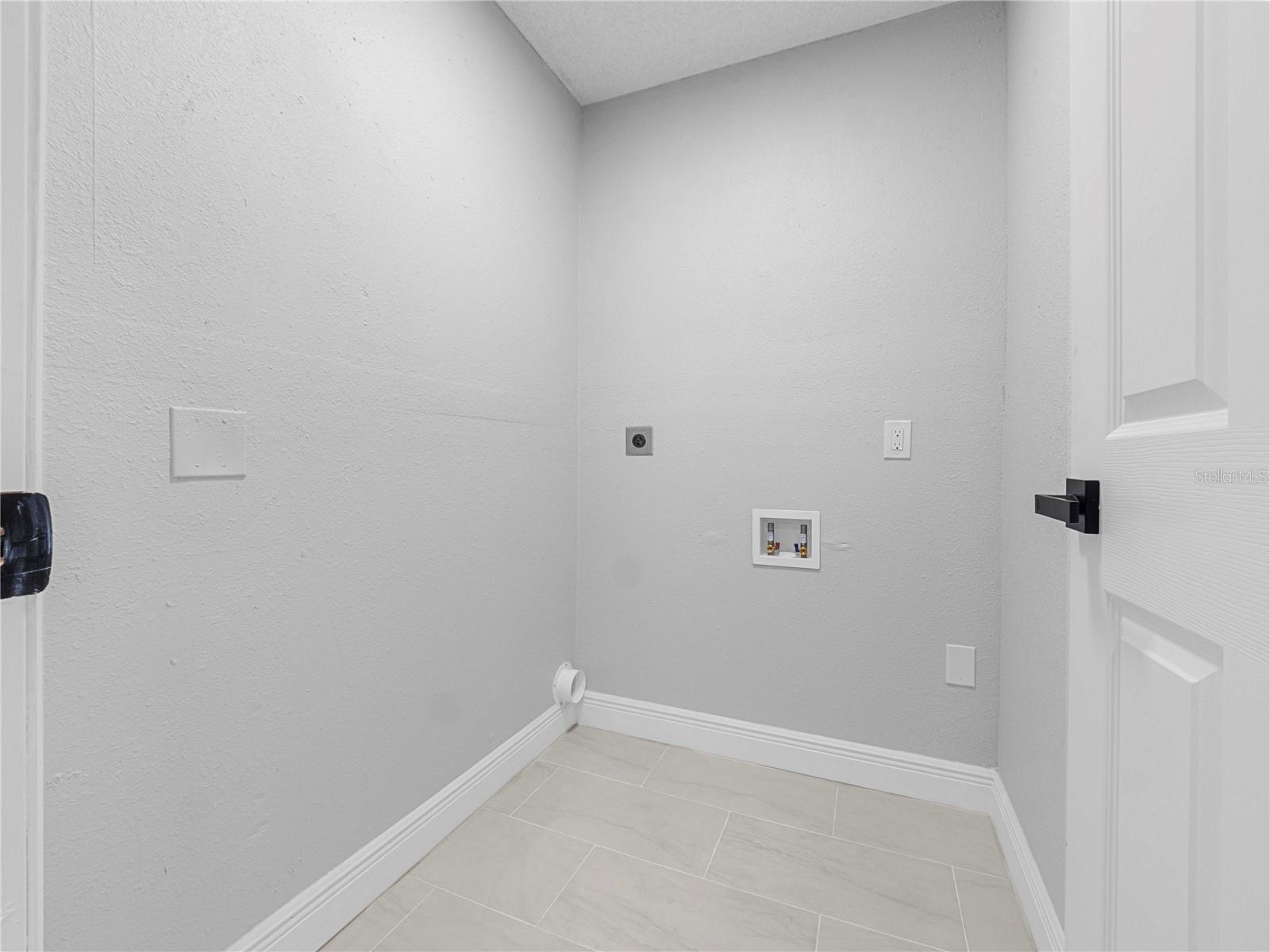 Image 35 of 40 For 10804 53rd Street