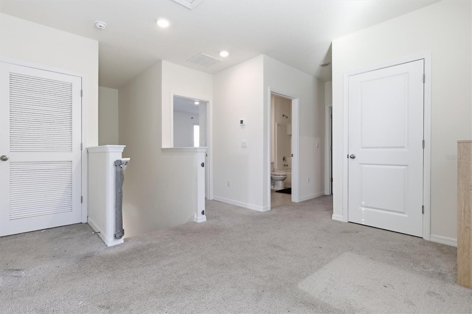 Image 15 of 40 For 5608 Wandering Willow Drive