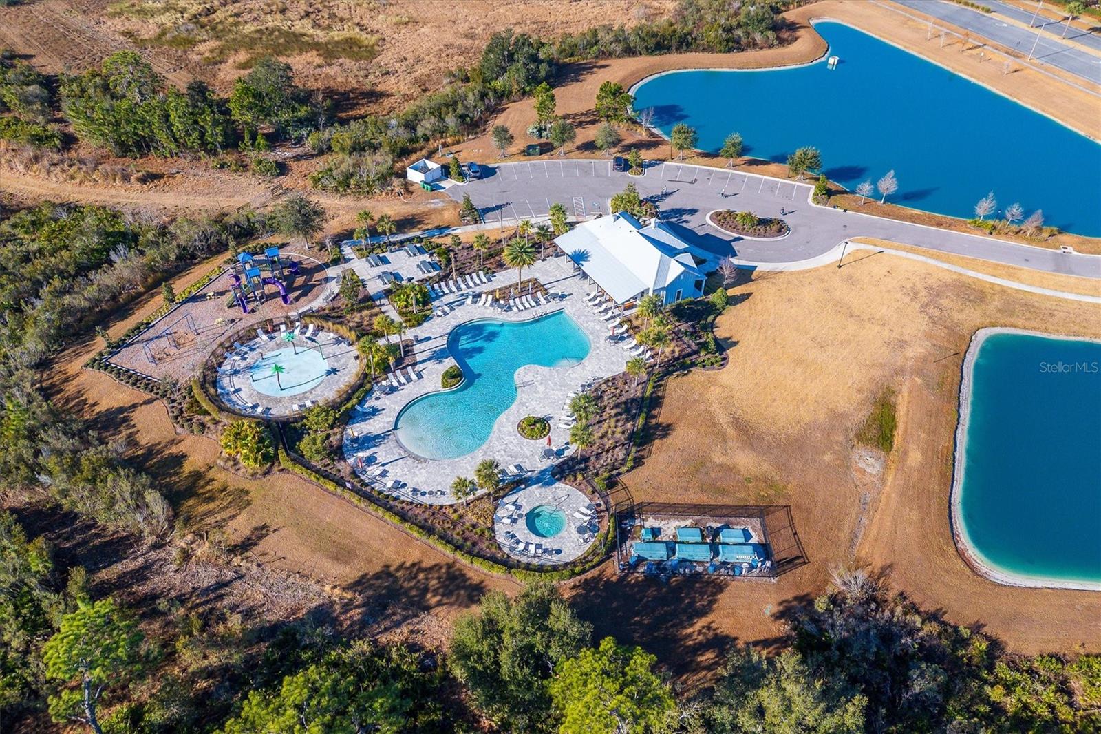 Image 32 of 40 For 5608 Wandering Willow Drive