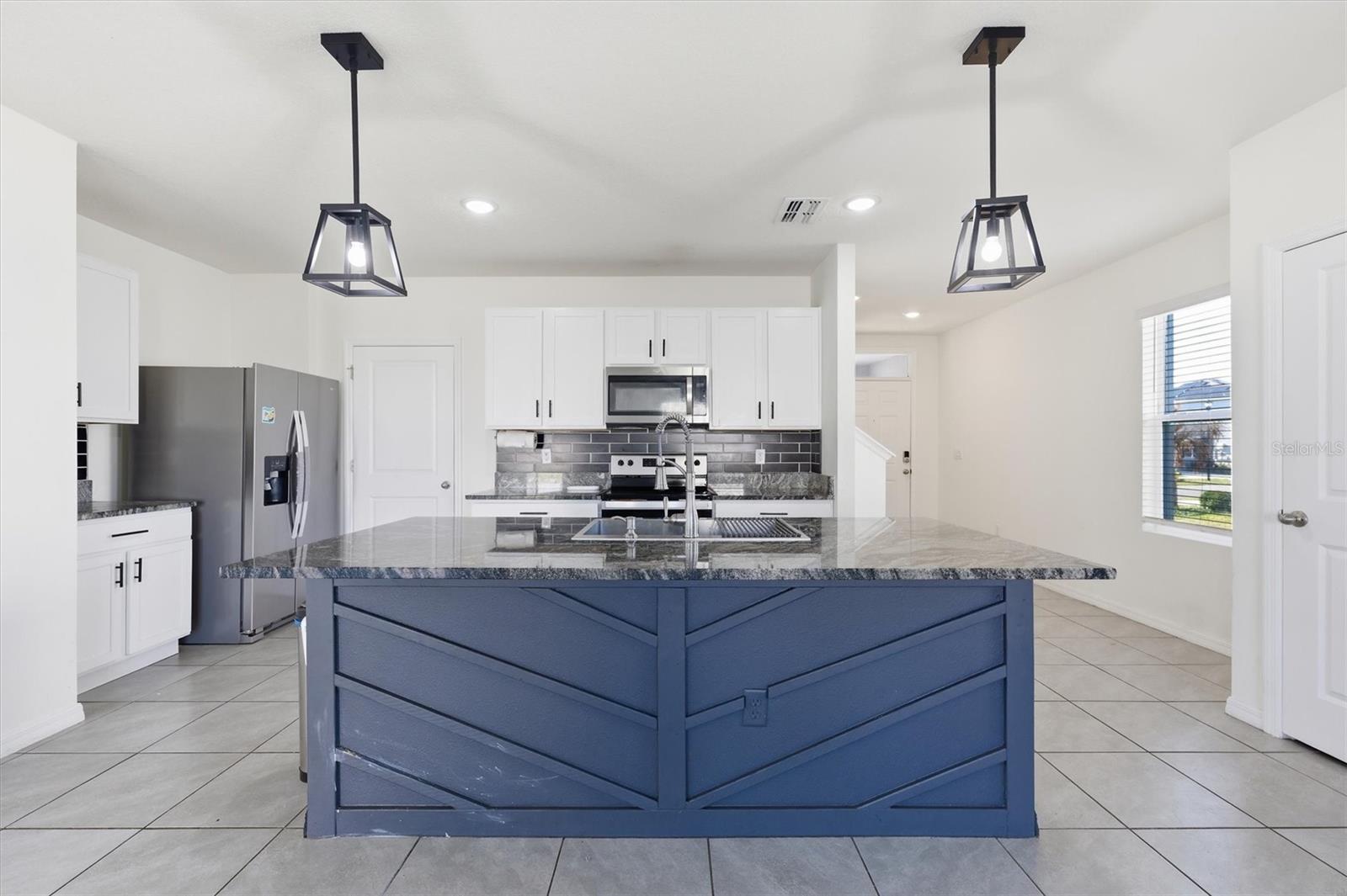 Image 8 of 40 For 5608 Wandering Willow Drive