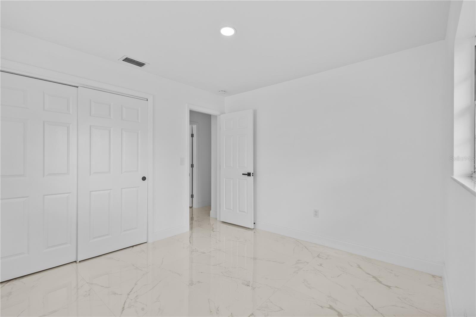 Image 14 of 26 For 6001 Tampa Shores Boulevard