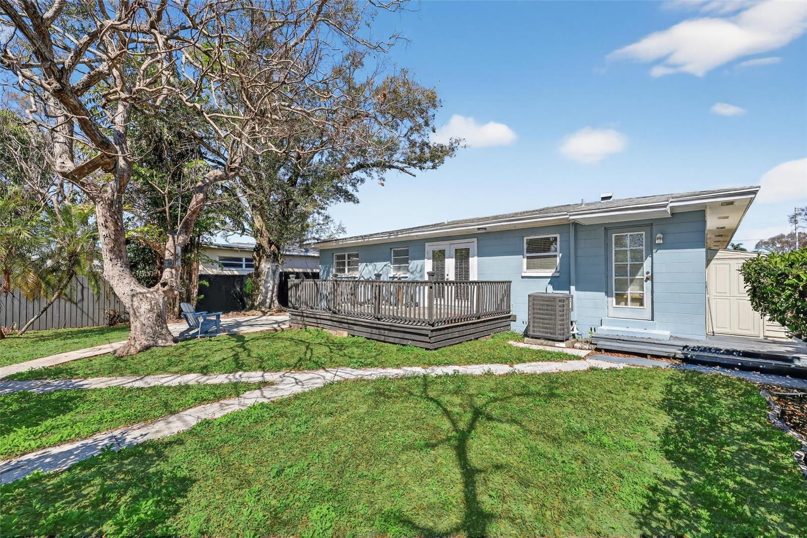 Image 26 of 26 For 2714 Grace Street