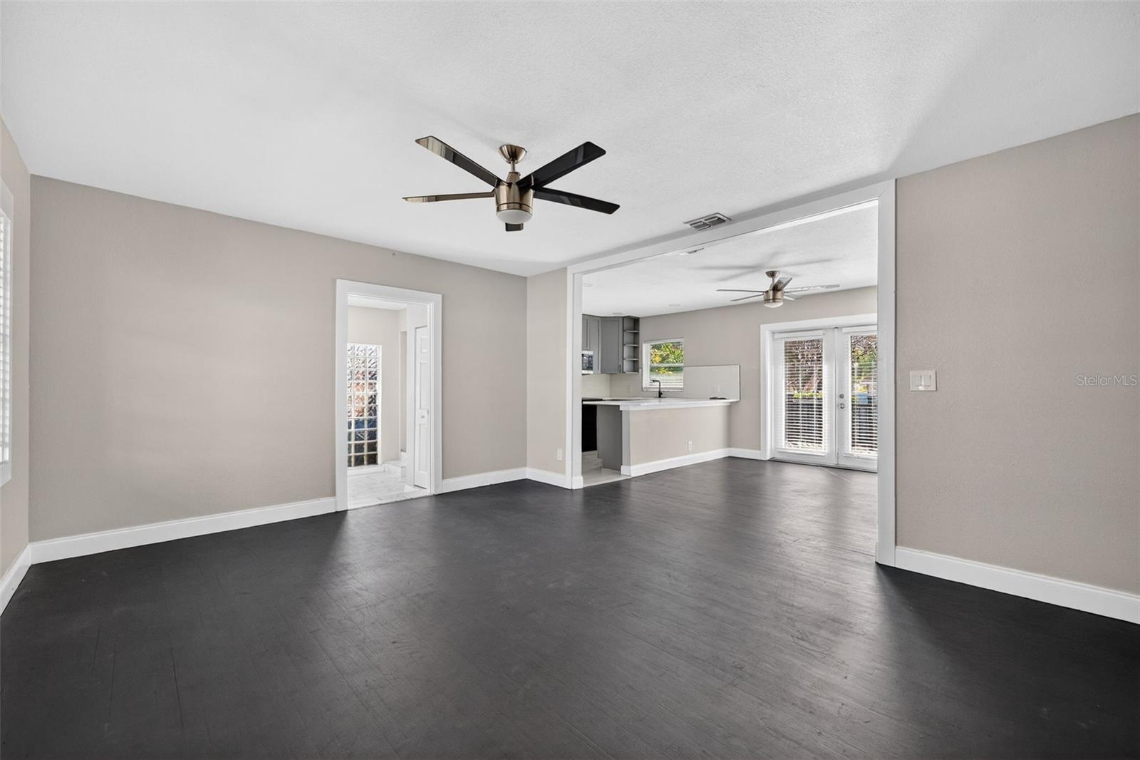 Image 5 of 26 For 2714 Grace Street