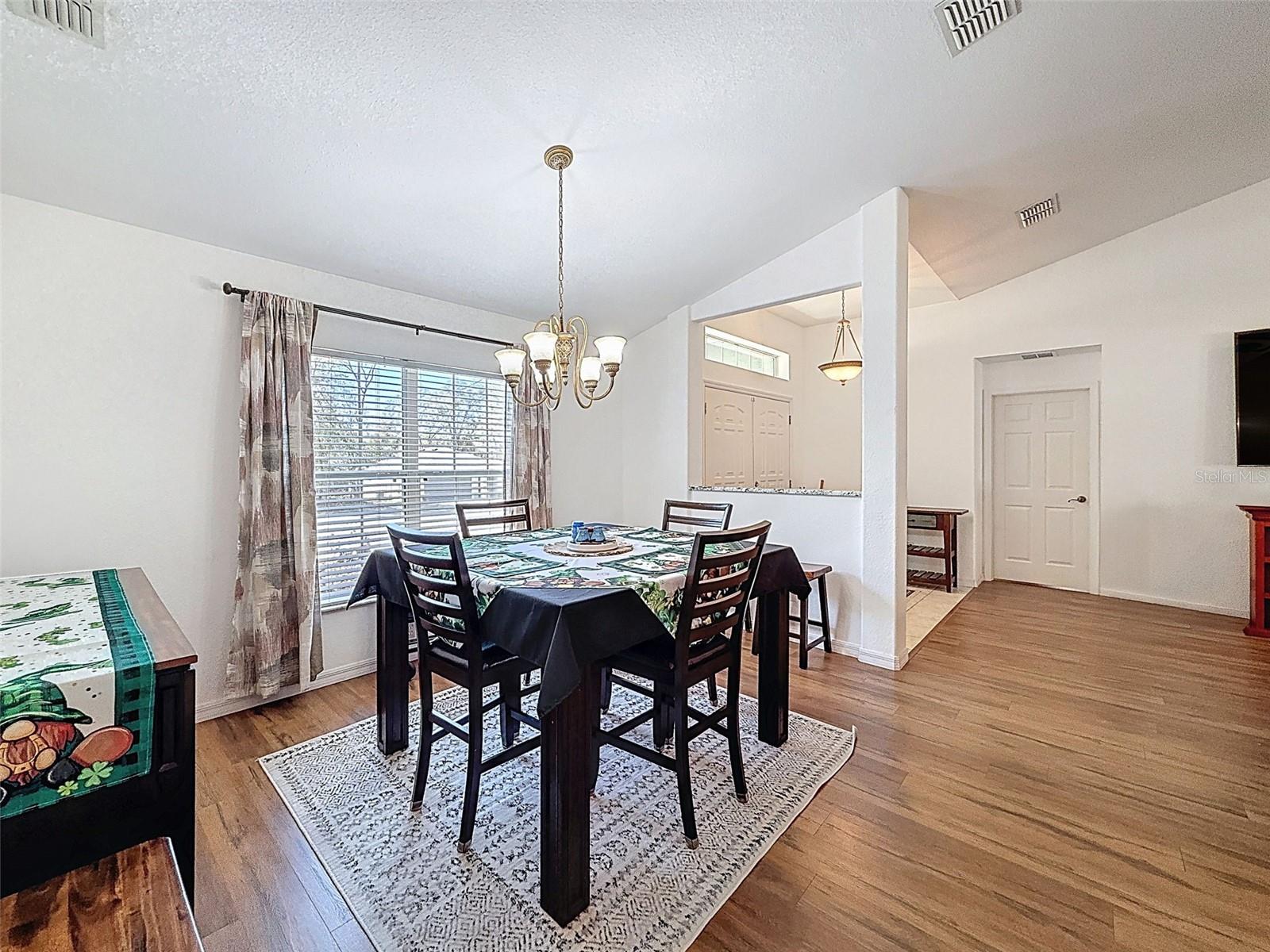 Image 24 of 52 For 9131 Alpinia Drive