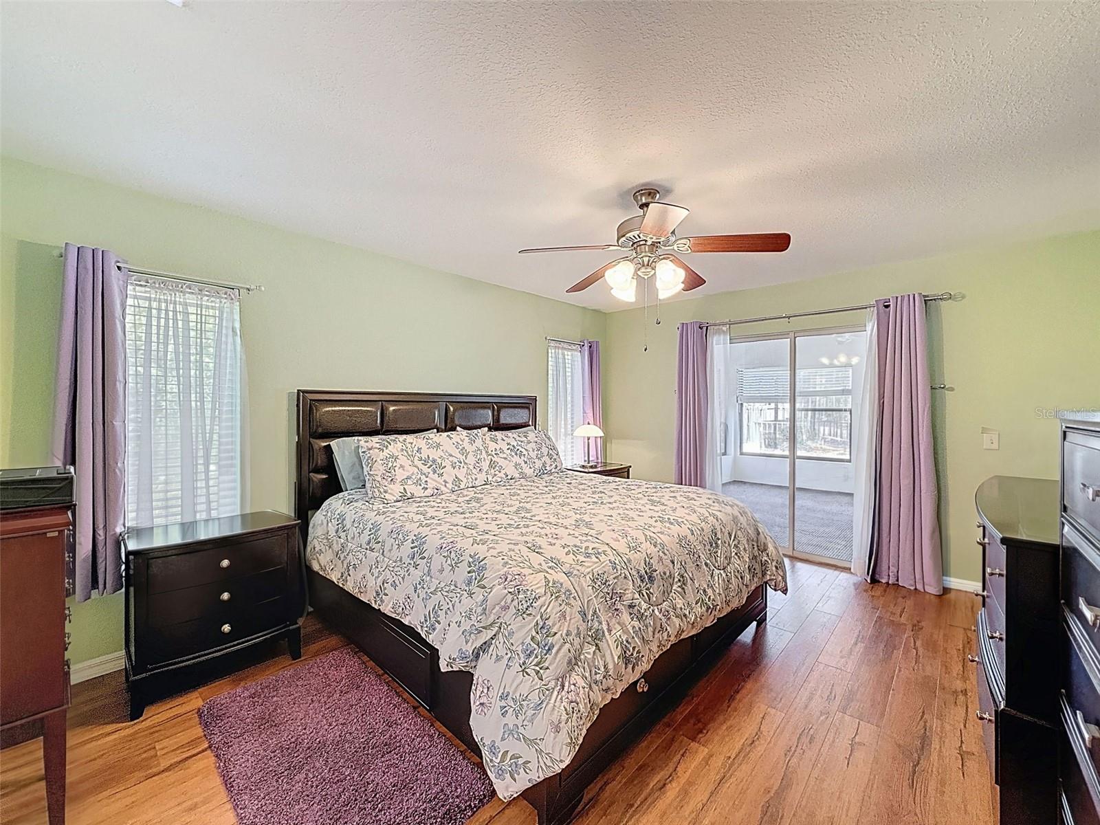 Image 27 of 52 For 9131 Alpinia Drive