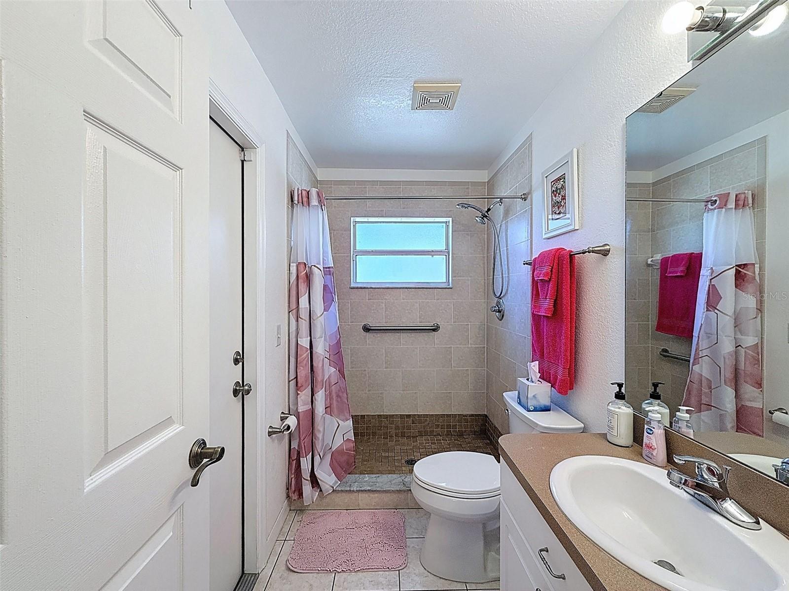 Image 37 of 52 For 9131 Alpinia Drive