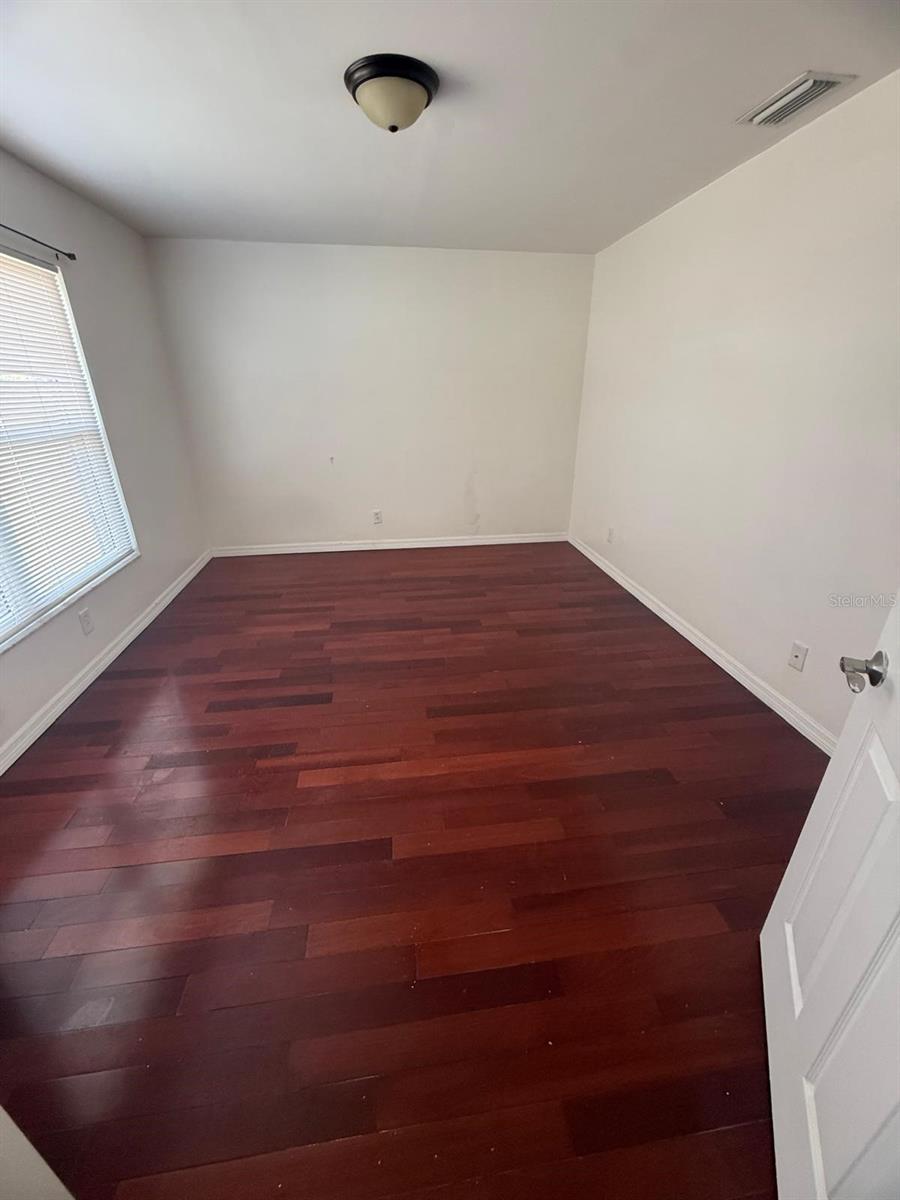 Image 3 of 14 For 4913 Liberty Street