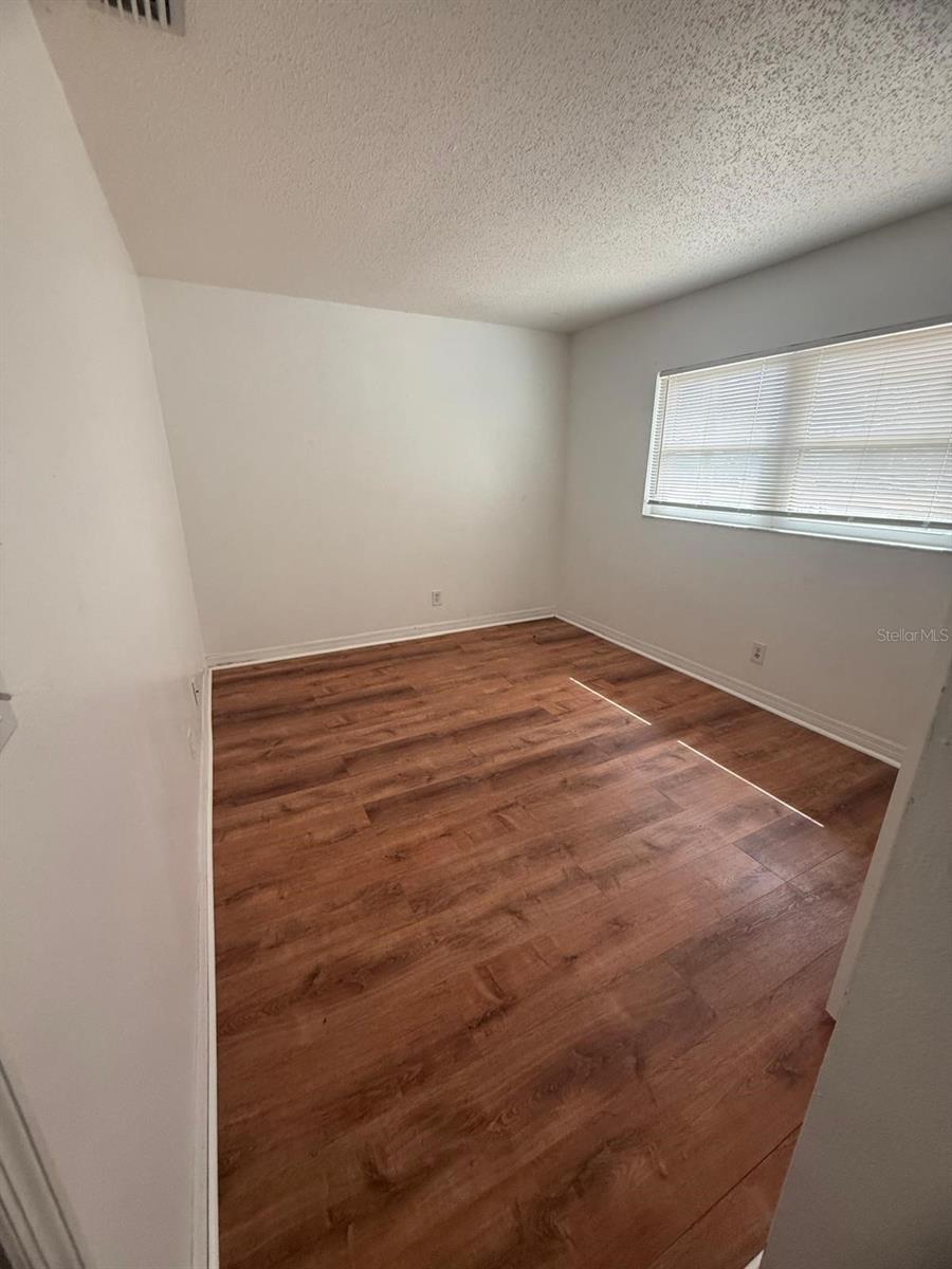 Image 7 of 14 For 4913 Liberty Street