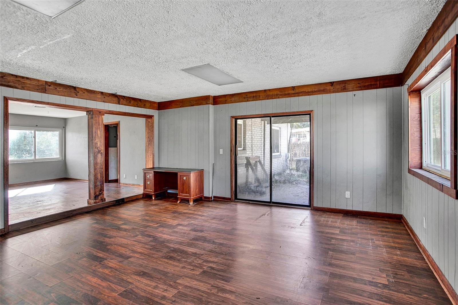 Image 4 of 21 For 4122 Rendale Drive