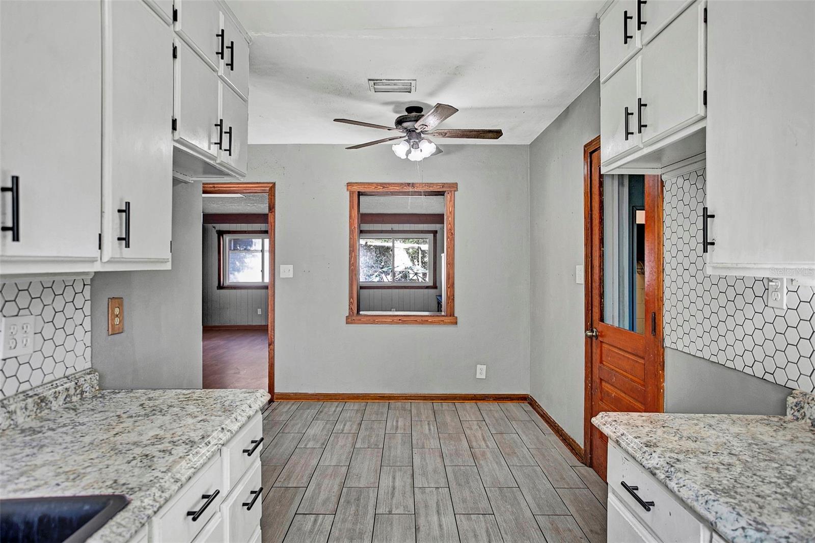 Image 7 of 21 For 4122 Rendale Drive