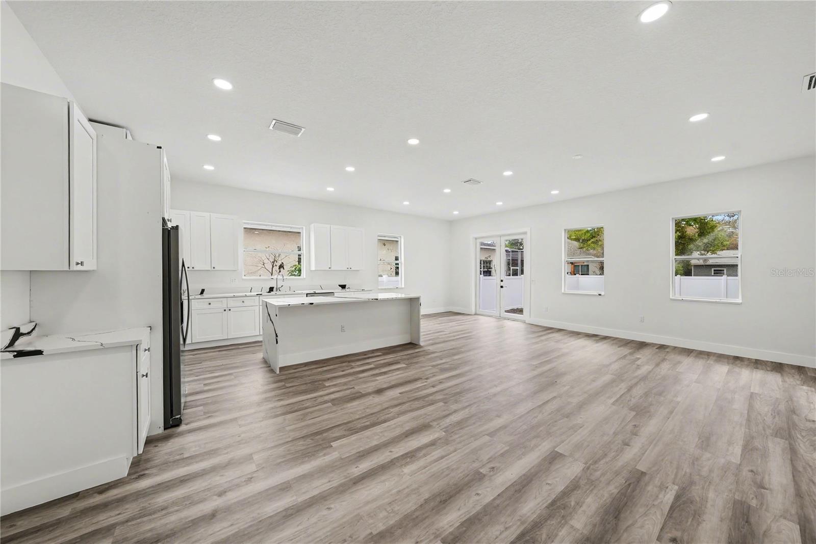 Image 10 of 48 For 5240 66th Way N