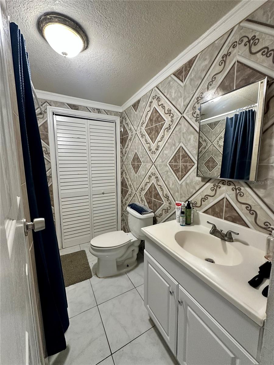 Image 19 of 48 For 2003 Humphrey St