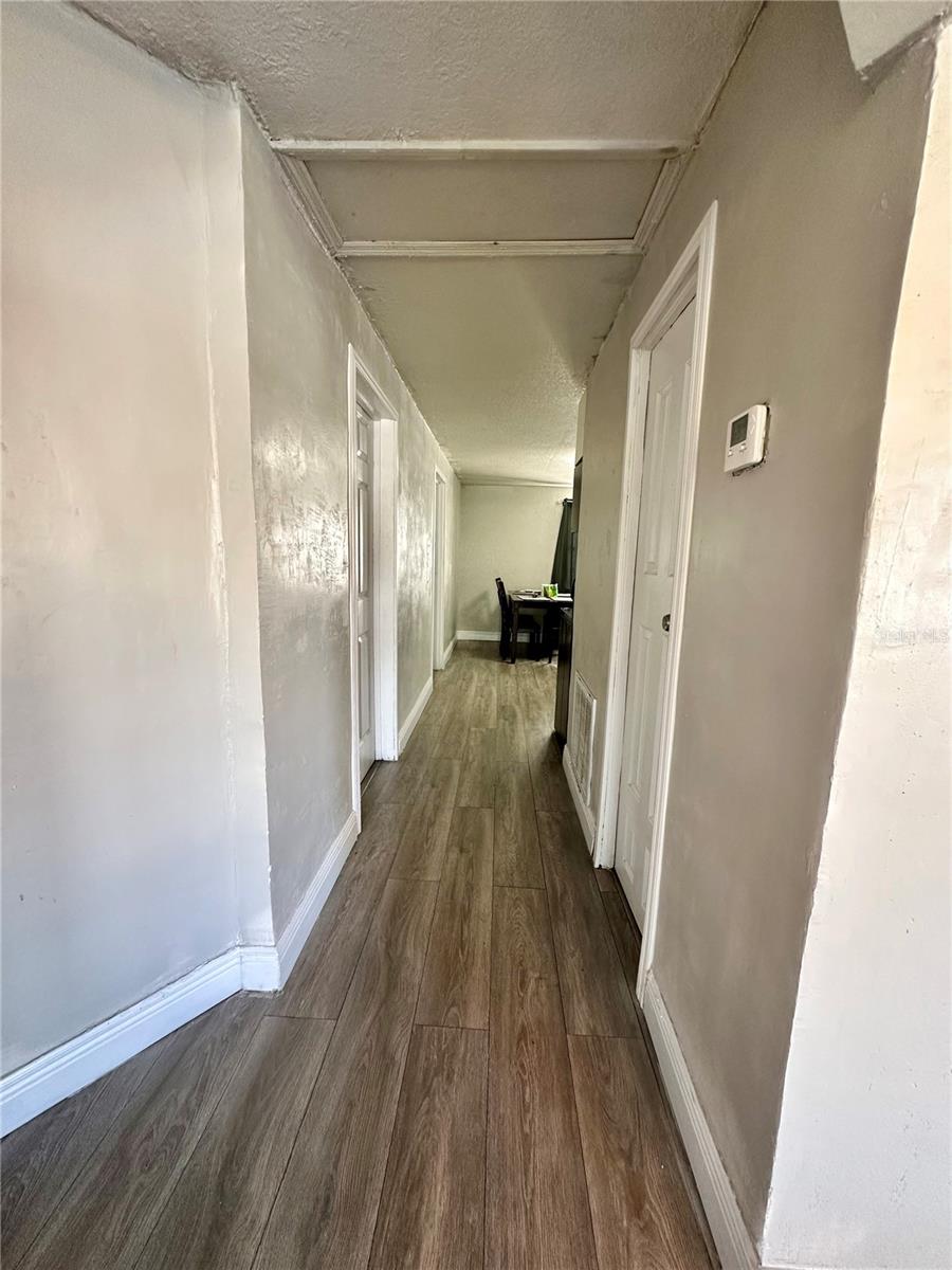 Image 23 of 48 For 2003 Humphrey St