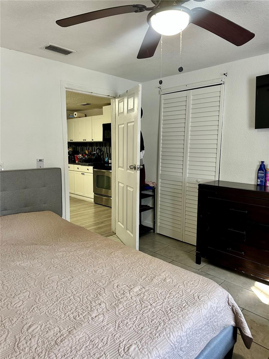 Image 29 of 48 For 2003 Humphrey St