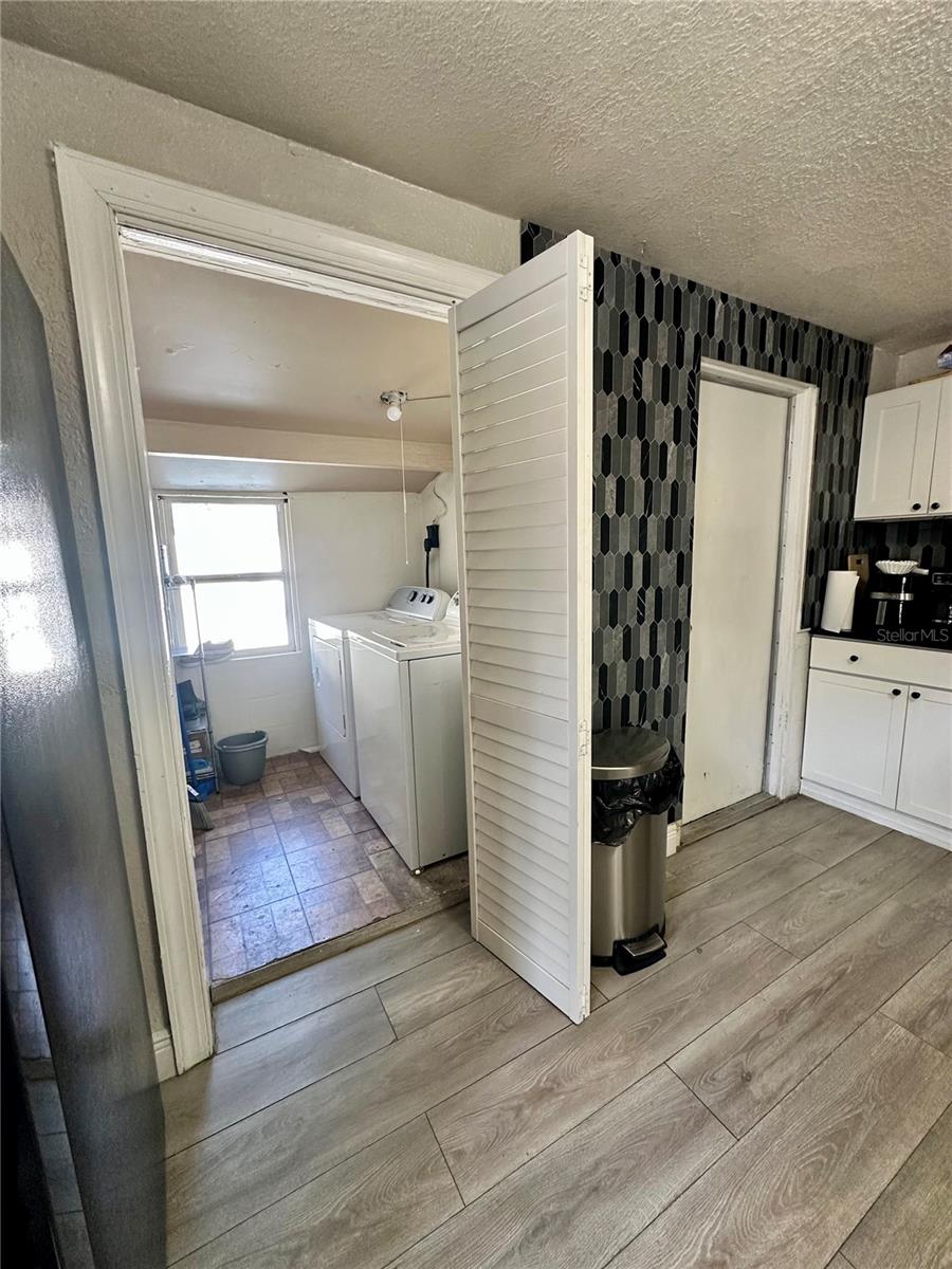 Image 46 of 48 For 2003 Humphrey St