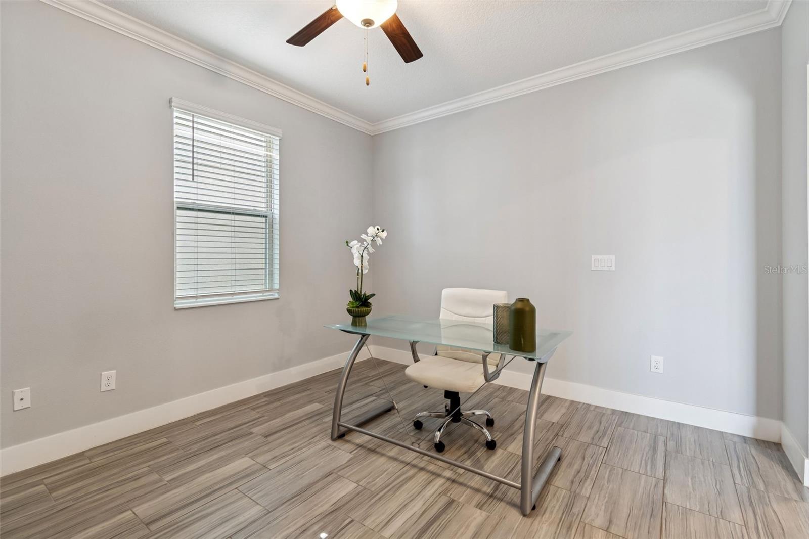 Listing photo id 9 for 9822 Little Bluestem Drive