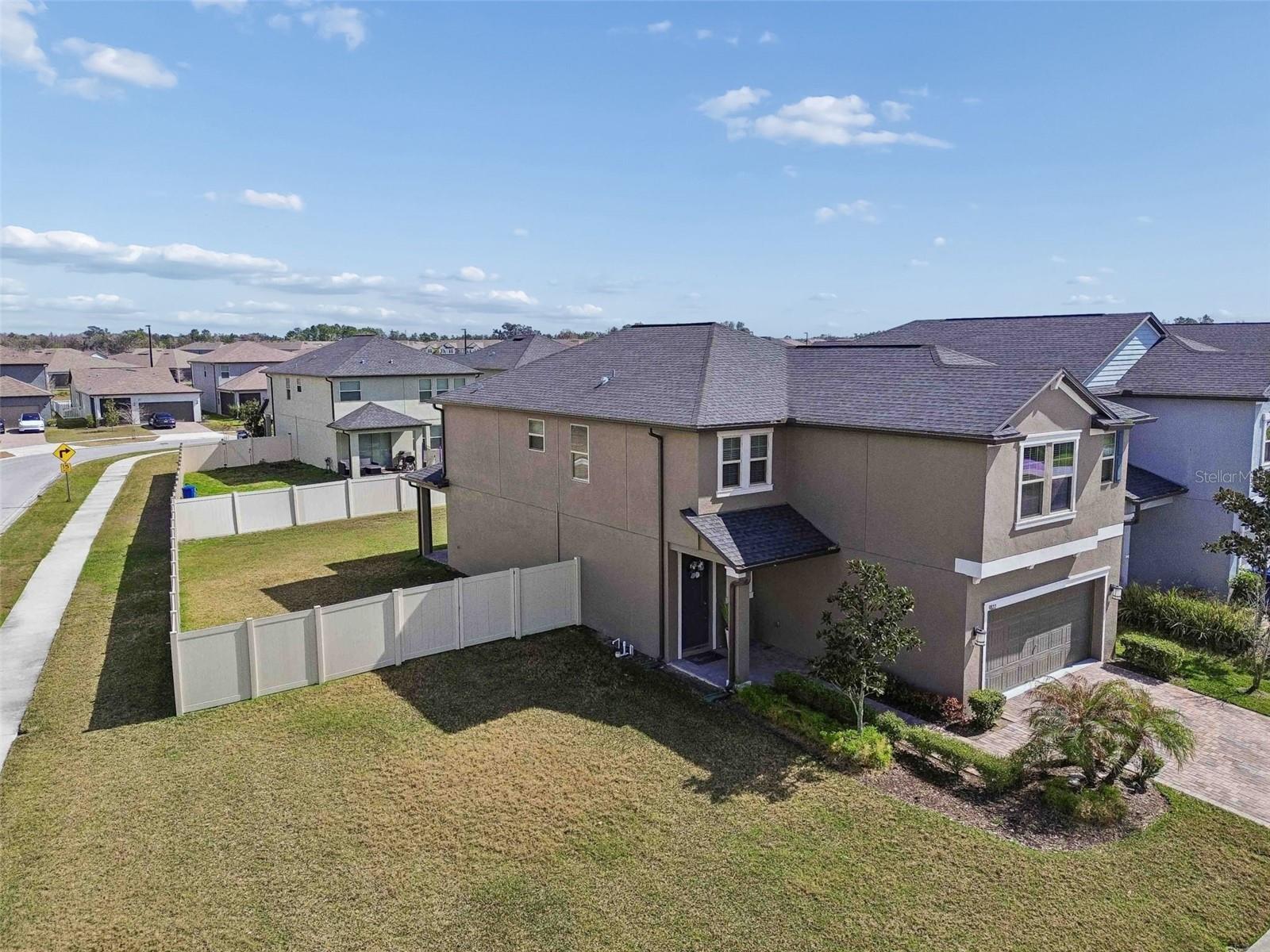 Listing photo id 50 for 9822 Little Bluestem Drive