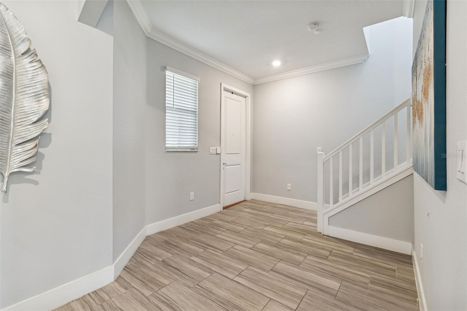 Listing photo id 4 for 9822 Little Bluestem Drive