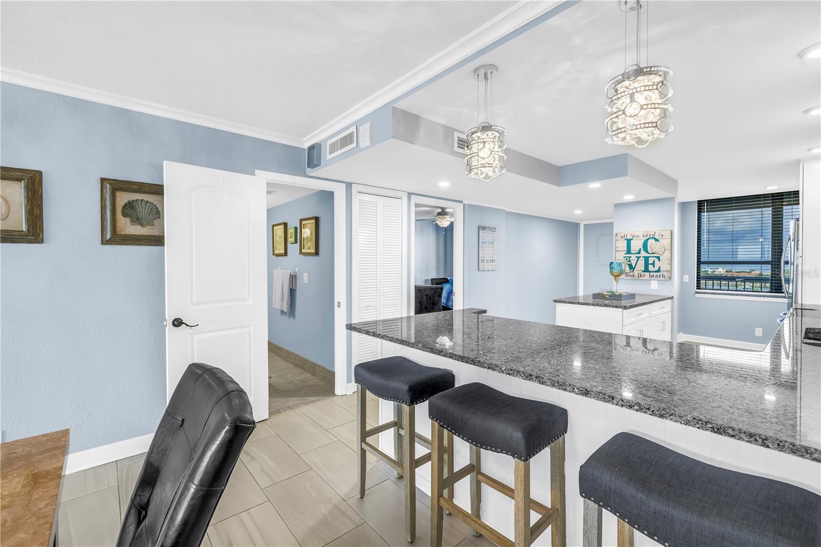 Image 11 of 45 For 9415 Blind Pass Road 803