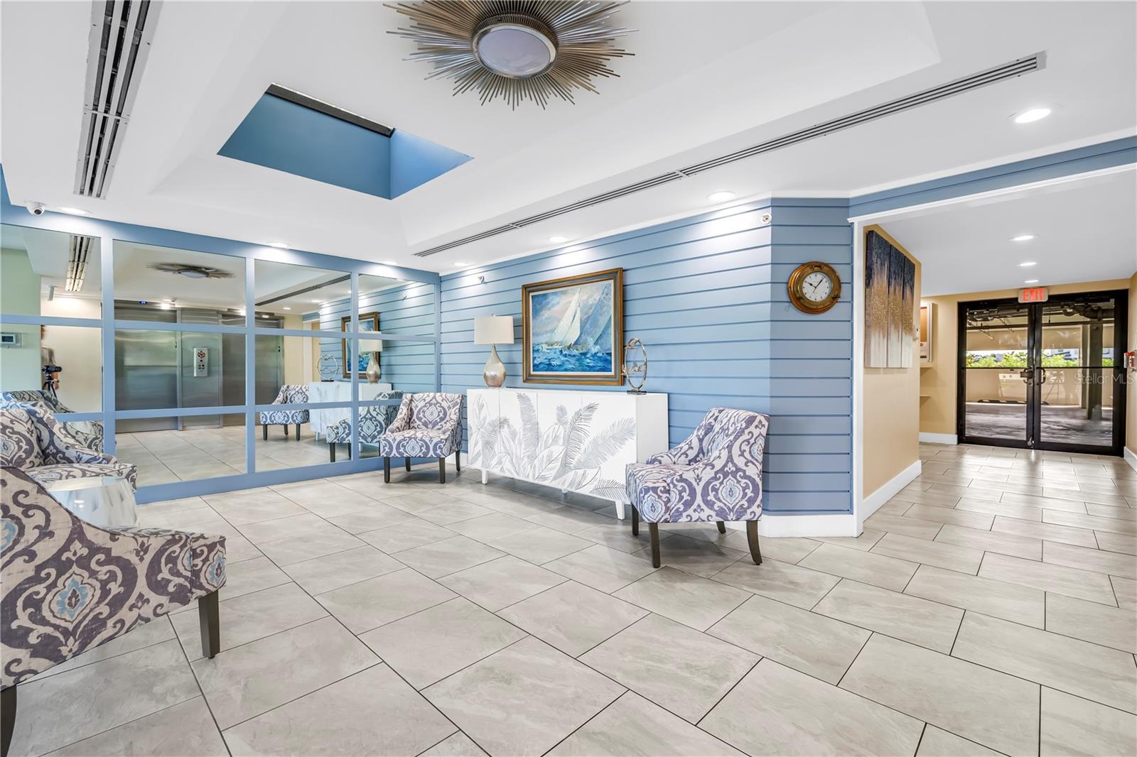 Image 3 of 45 For 9415 Blind Pass Road 803