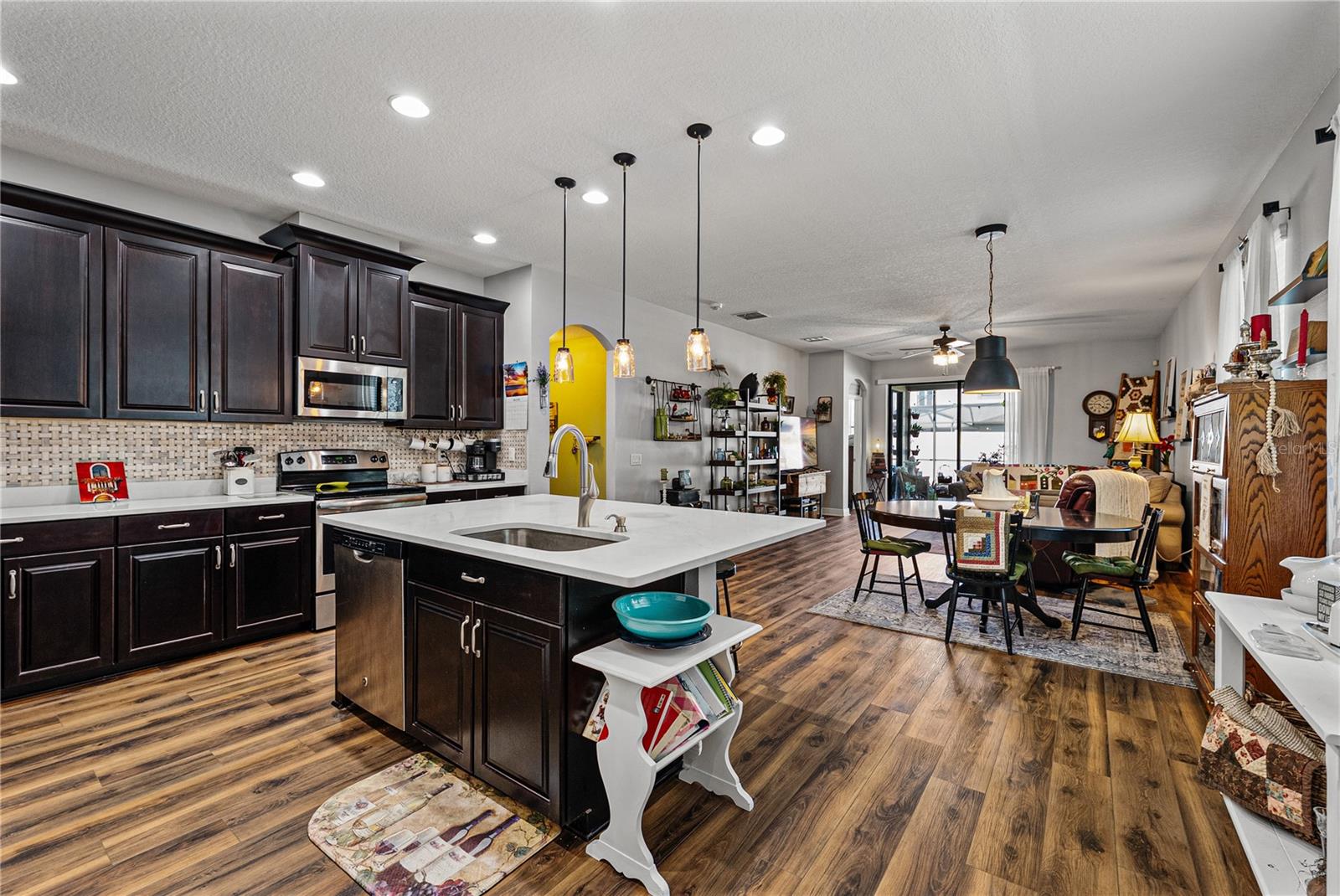 Image 14 of 84 For 11510 Sand Stone Rock Drive