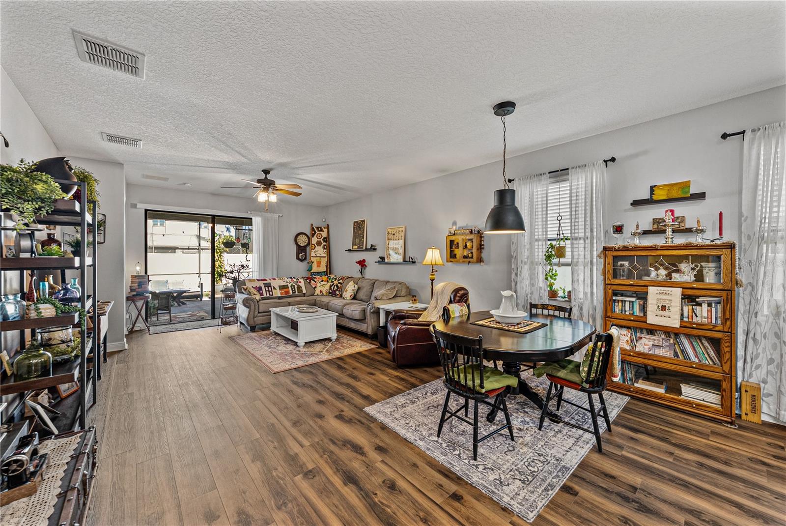 Image 22 of 84 For 11510 Sand Stone Rock Drive