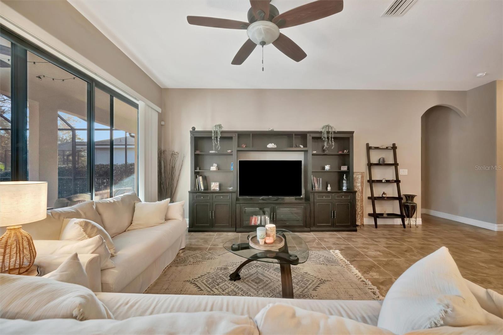 Image 27 of 99 For 15616 Starling Water Drive