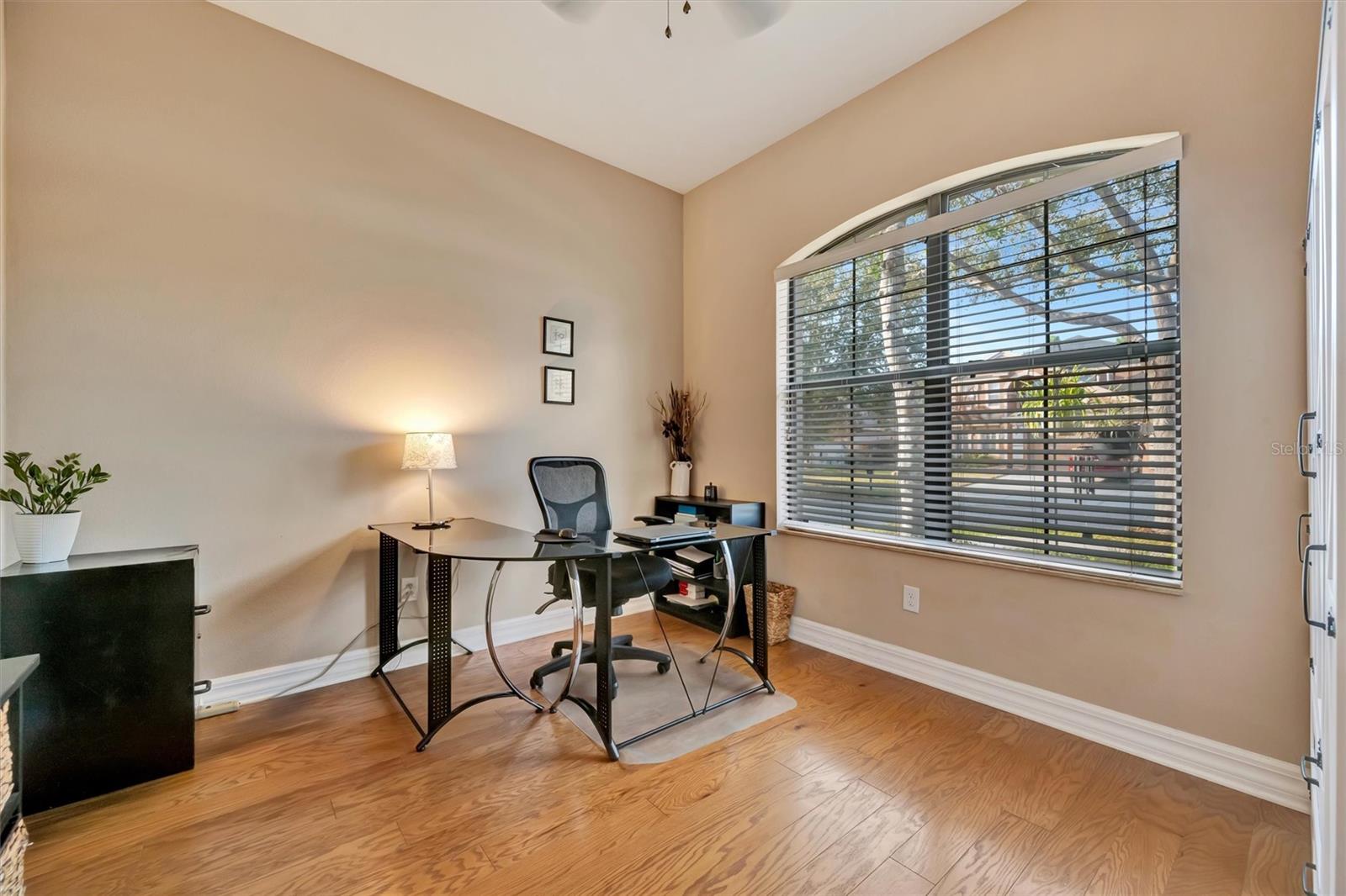 Image 43 of 99 For 15616 Starling Water Drive