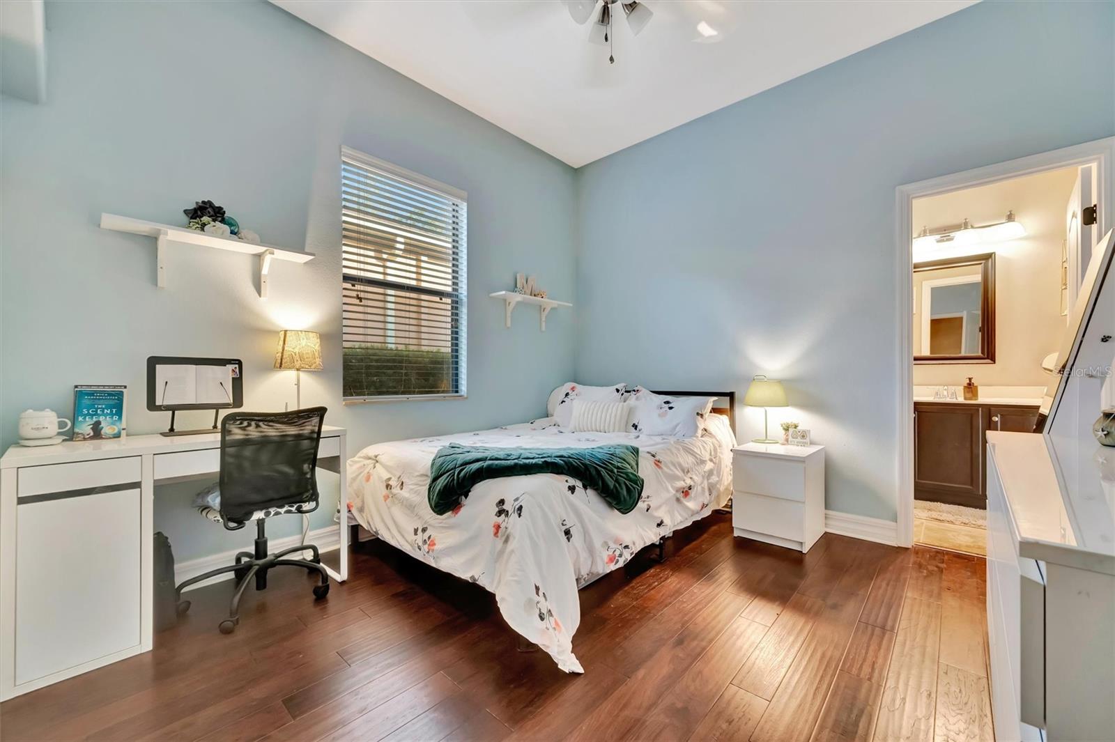 Image 45 of 99 For 15616 Starling Water Drive