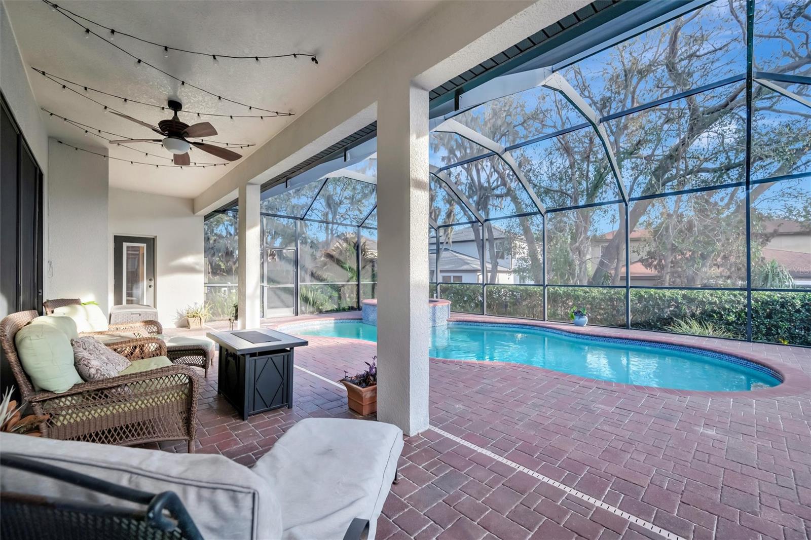 Image 60 of 99 For 15616 Starling Water Drive