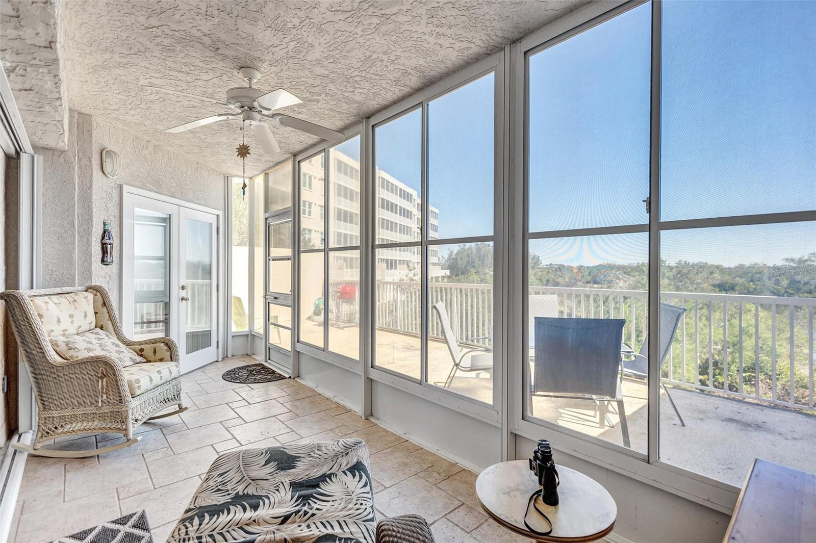 Image 26 of 40 For 6475 Shoreline Drive 5102