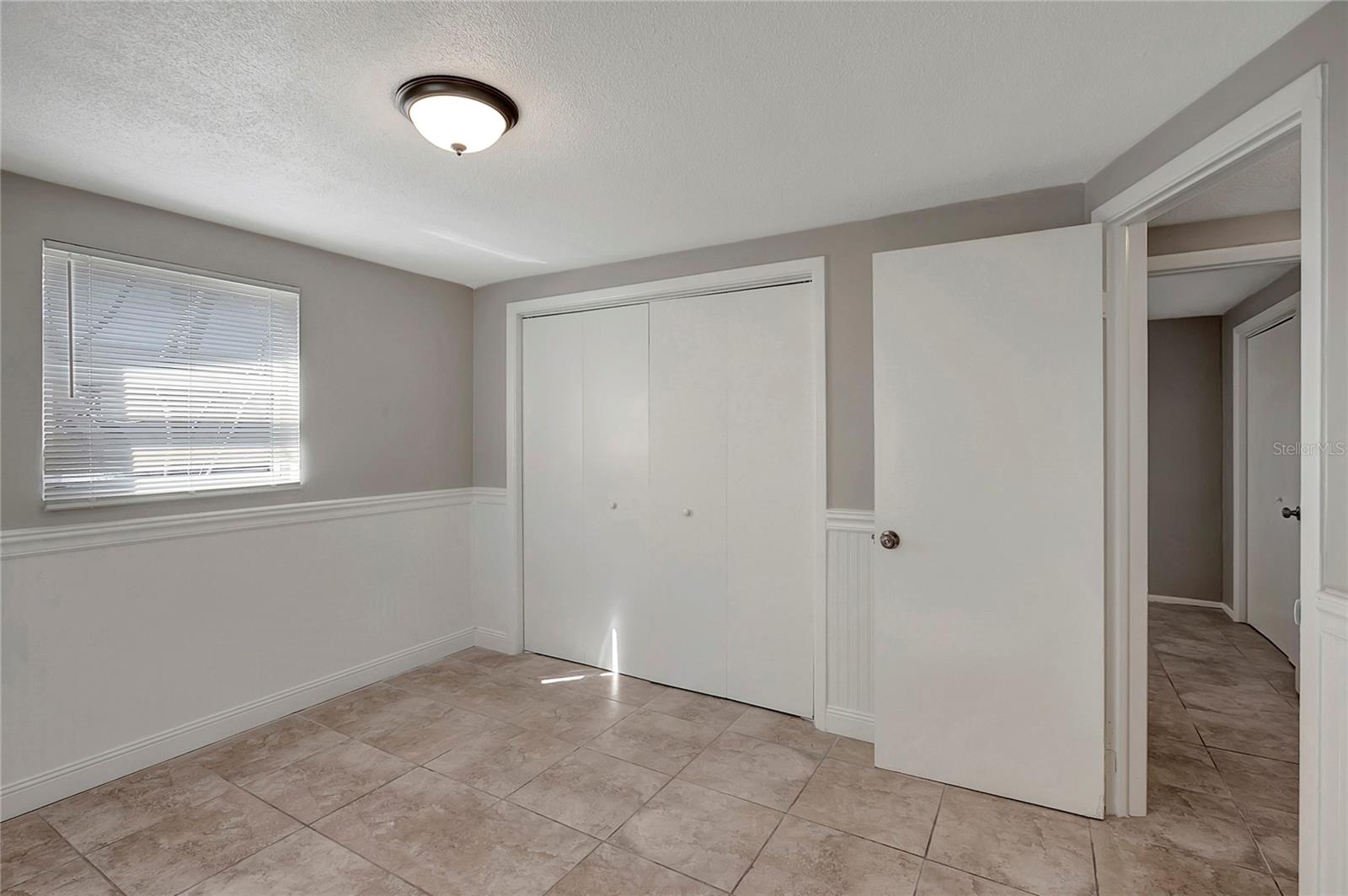 Listing photo id 20 for 7534 Galahad Road