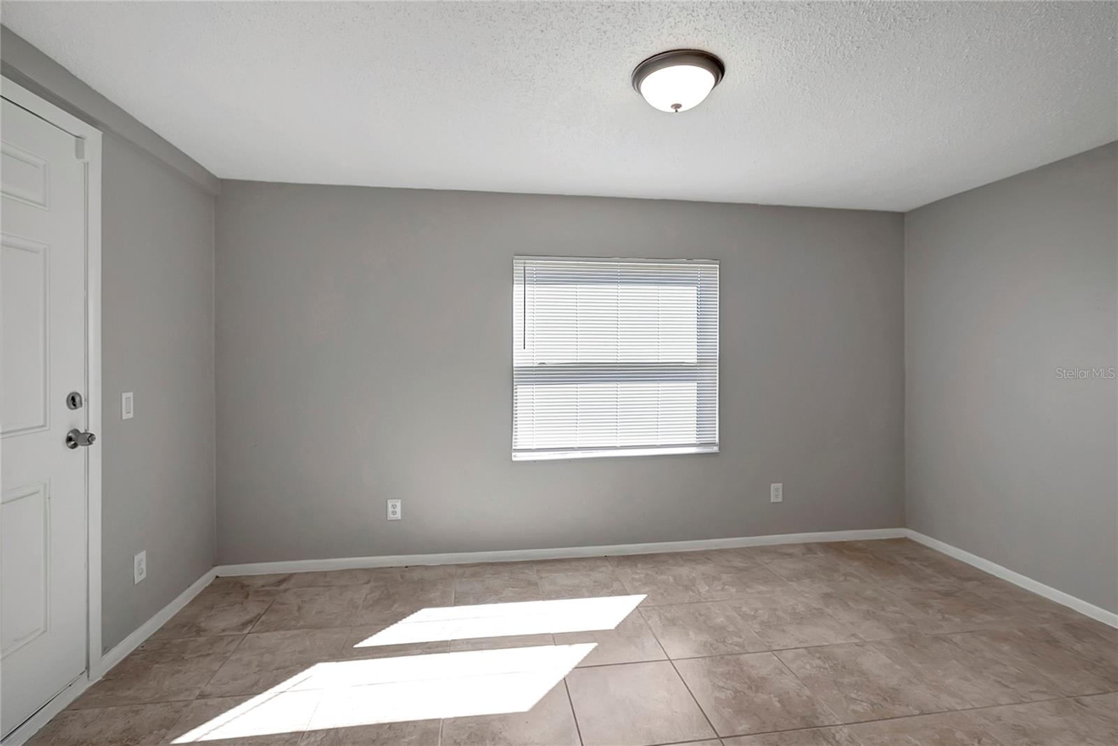 Listing photo id 28 for 7534 Galahad Road