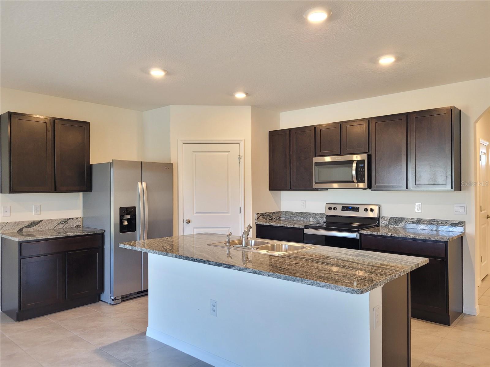 Image 15 of 66 For 30959 Penny Surf Loop