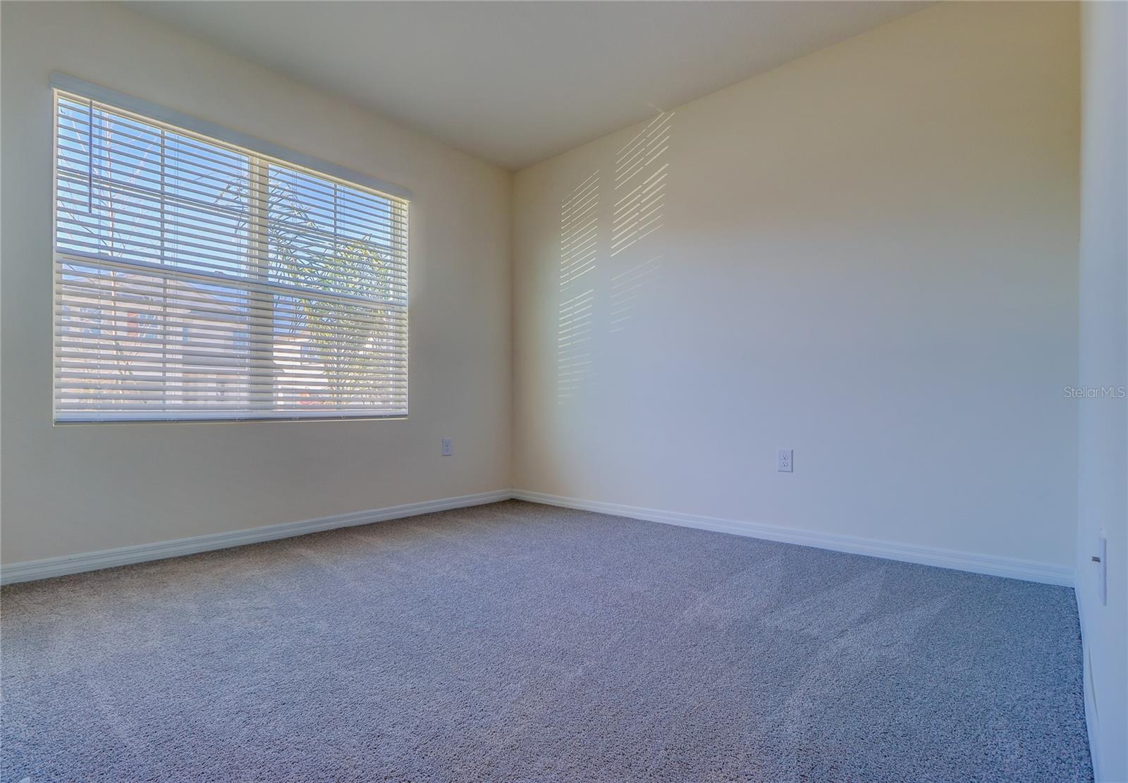 Image 20 of 66 For 30959 Penny Surf Loop