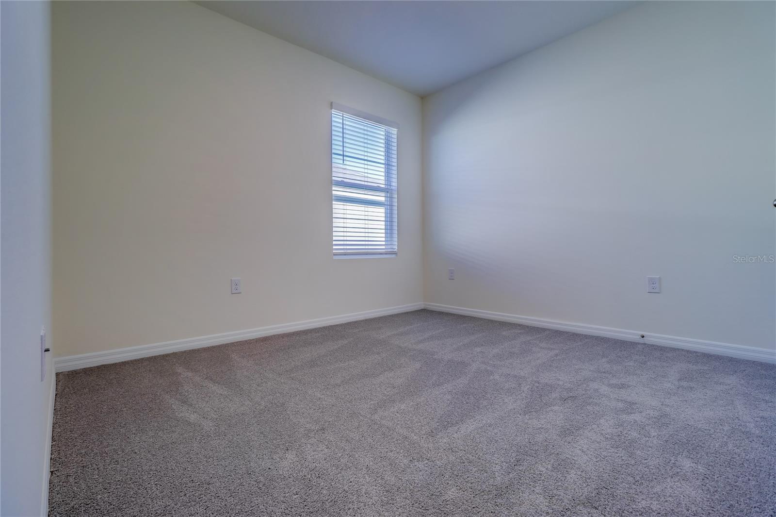 Image 35 of 66 For 30959 Penny Surf Loop