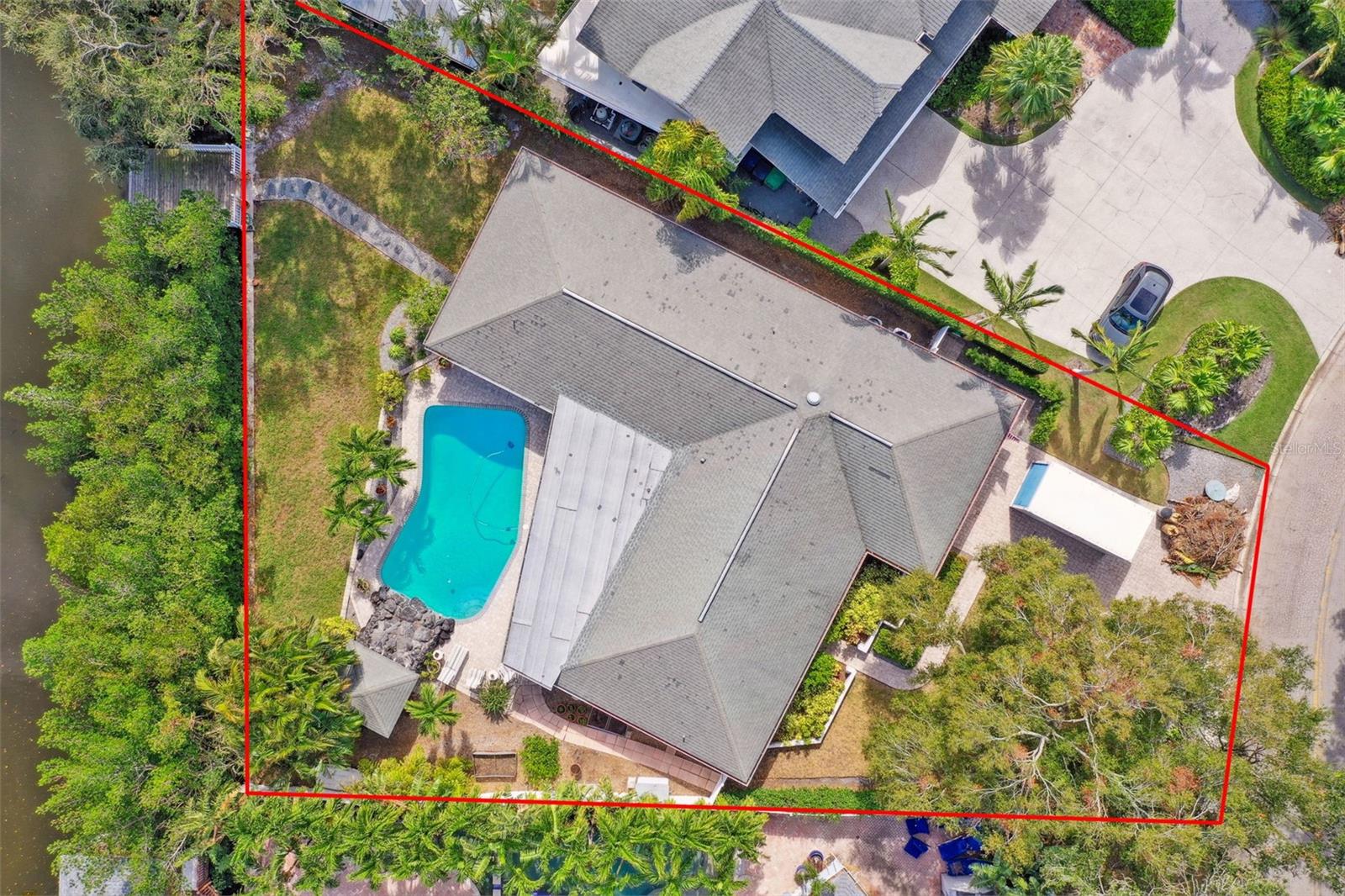 Listing photo id 1 for 5104 San Jose Street