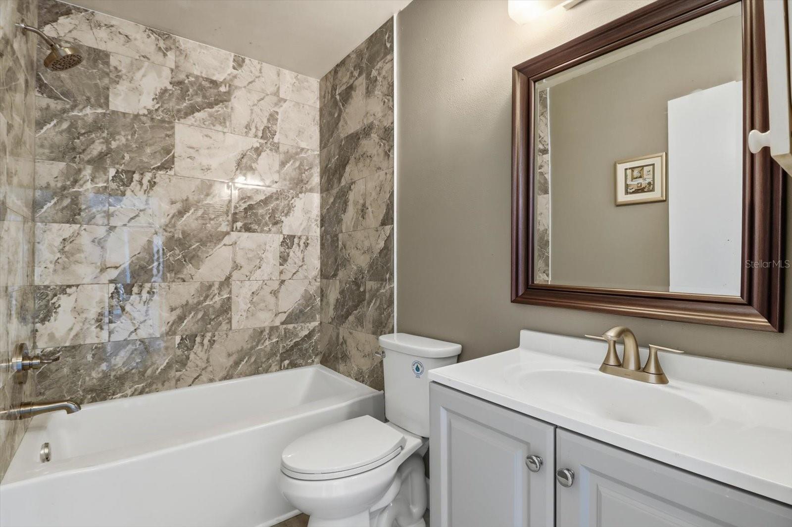 Image 17 of 45 For 5188 Woodridge Lane