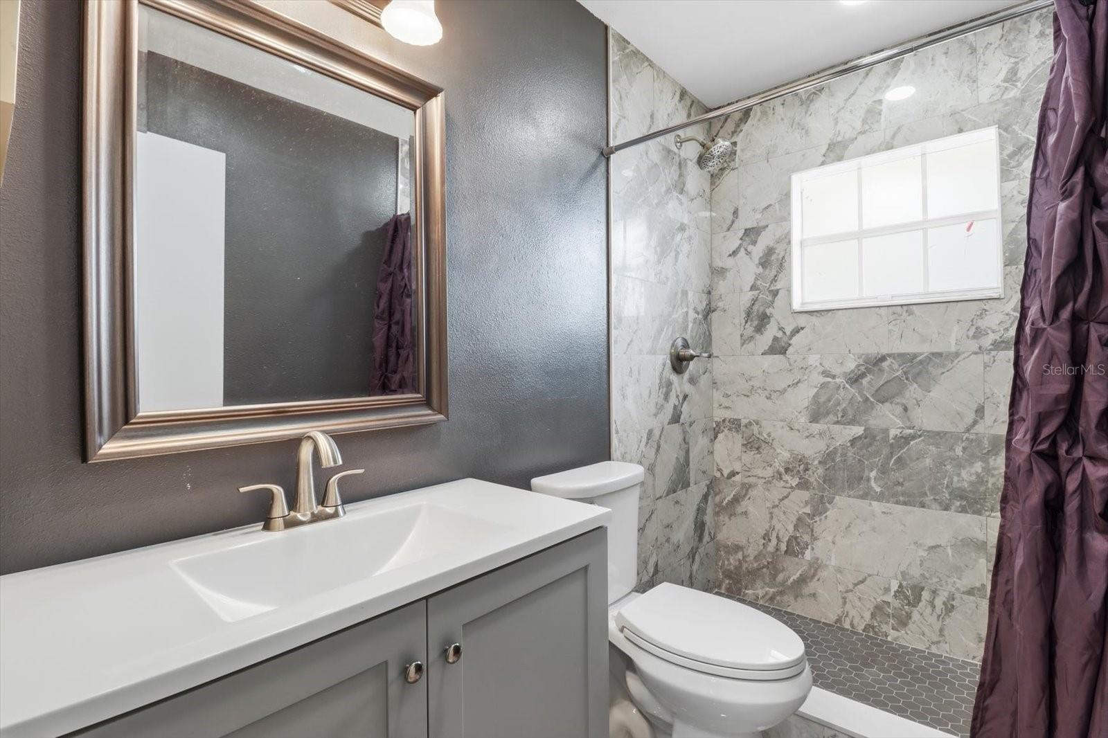 Image 20 of 45 For 5188 Woodridge Lane