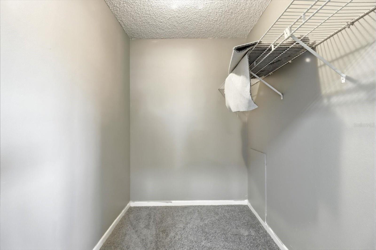 Image 21 of 45 For 5188 Woodridge Lane