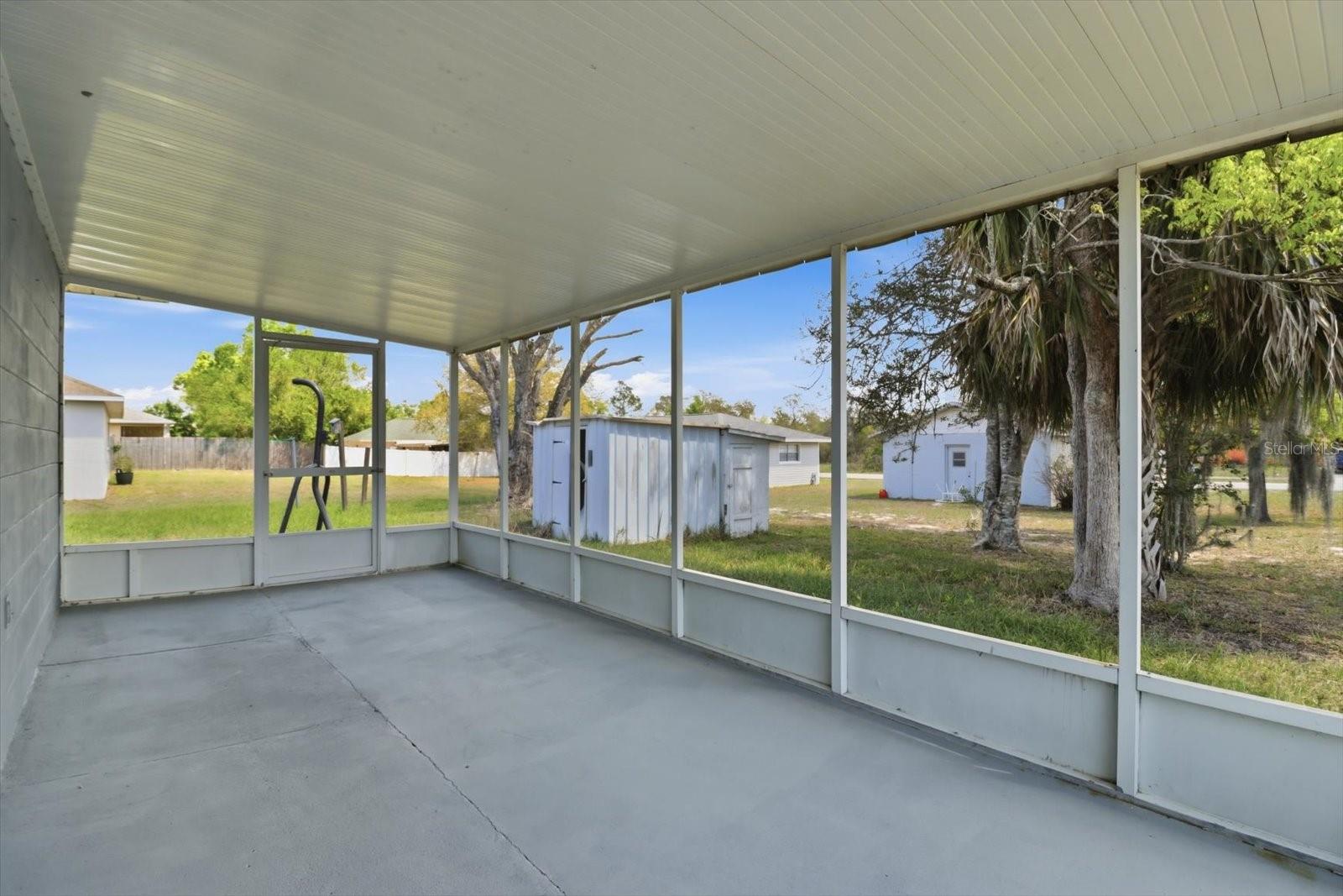 Image 29 of 45 For 5188 Woodridge Lane