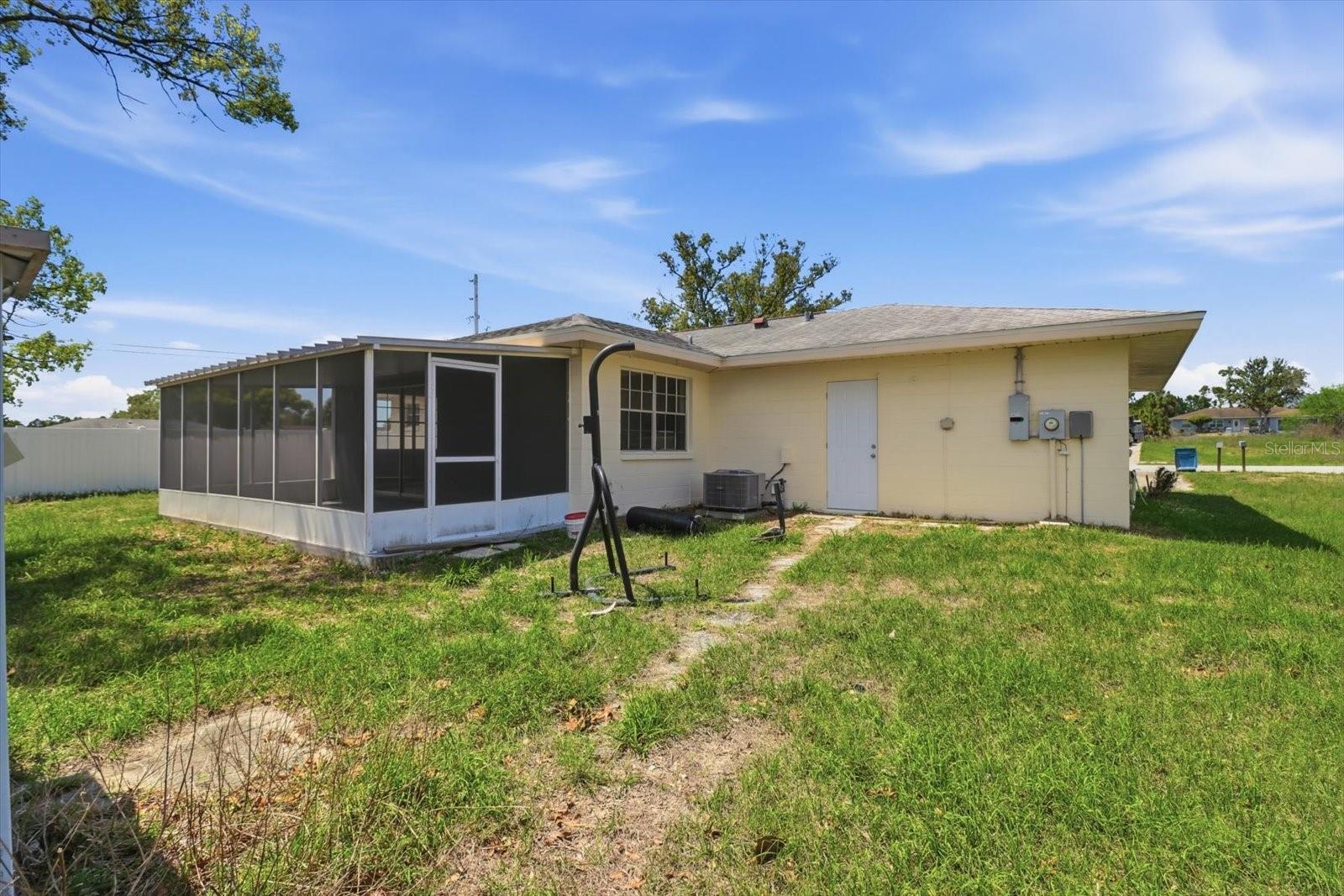 Image 34 of 45 For 5188 Woodridge Lane