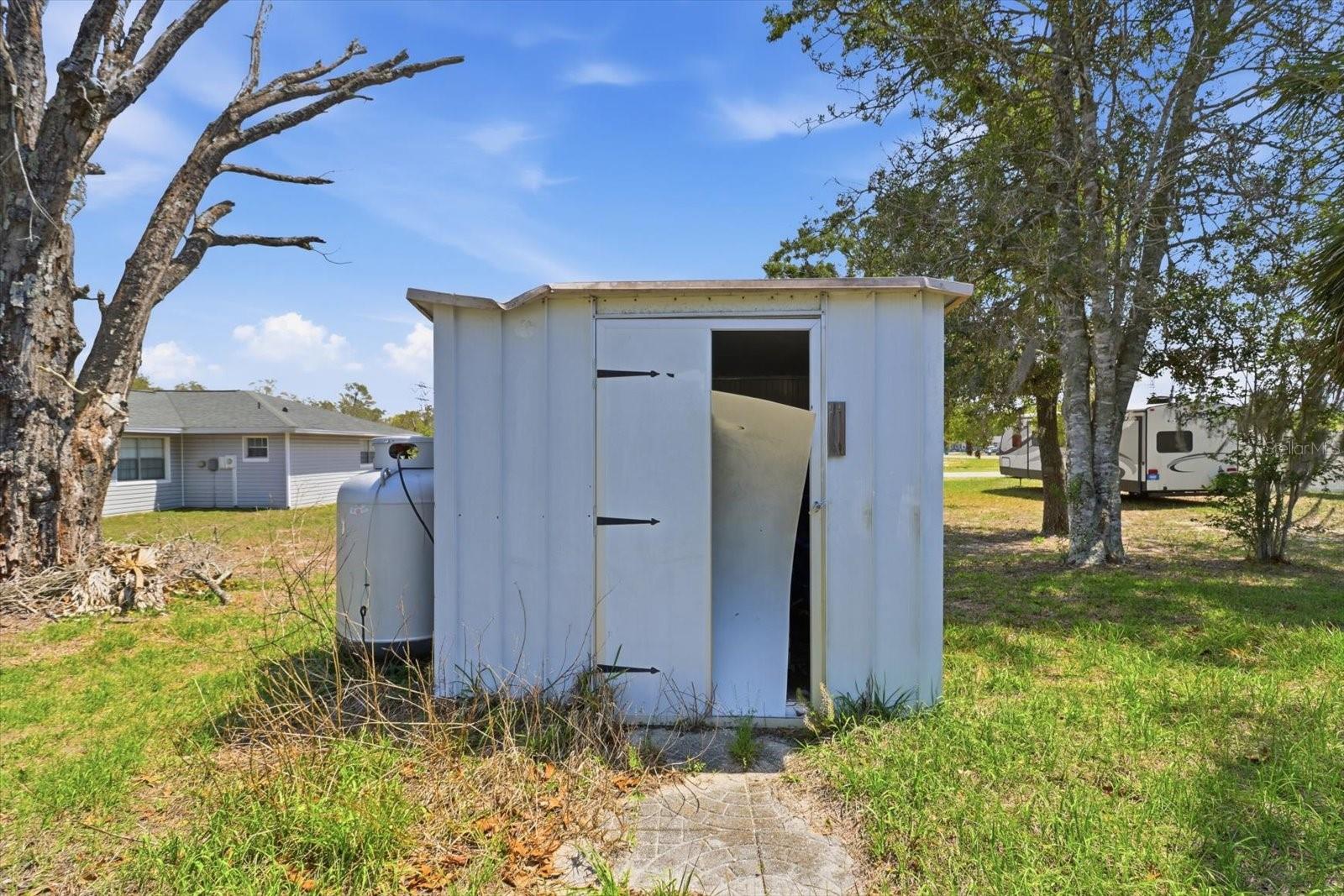 Image 35 of 45 For 5188 Woodridge Lane