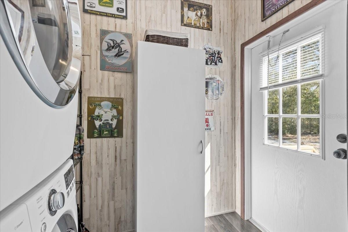 Image 21 of 98 For 771 Choctaw Avenue