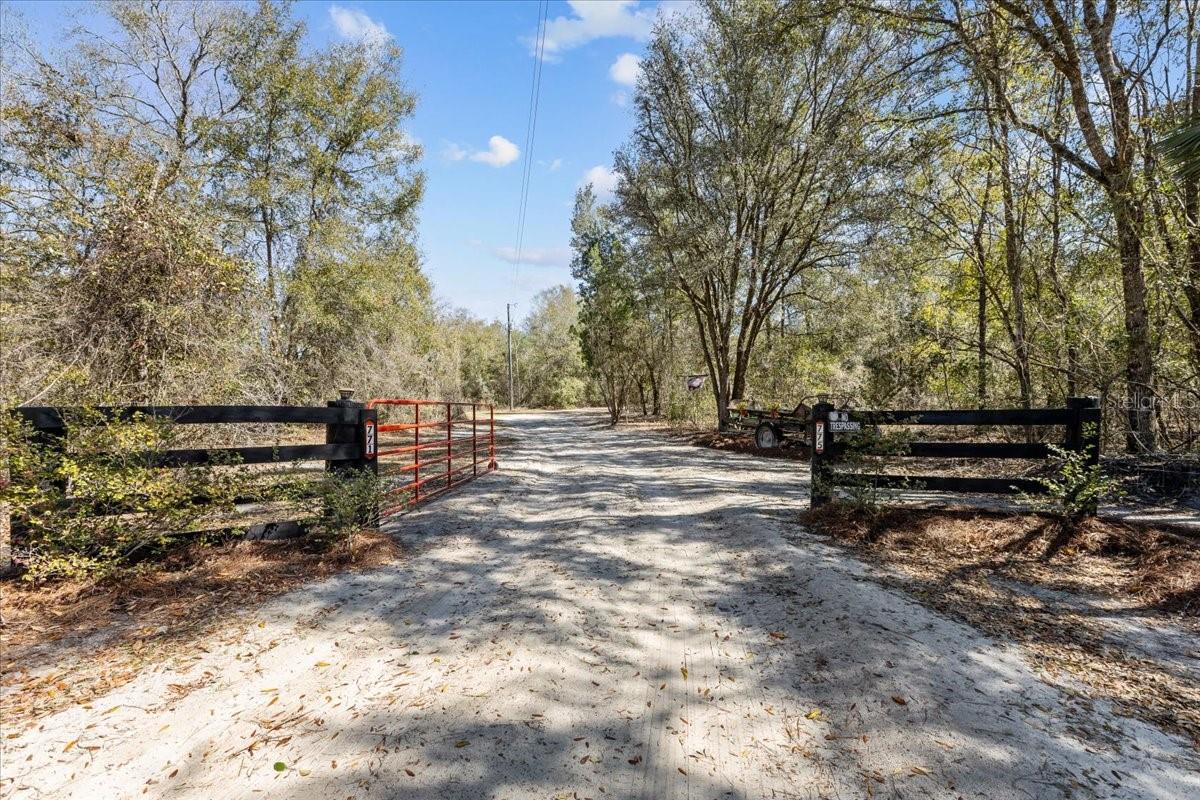 Image 51 of 98 For 771 Choctaw Avenue